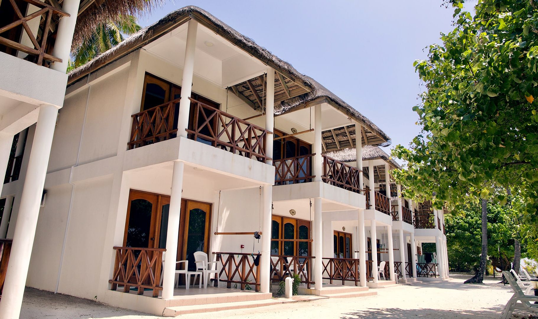 Malediven Fihalhohi Island Resort Deluxe Sky