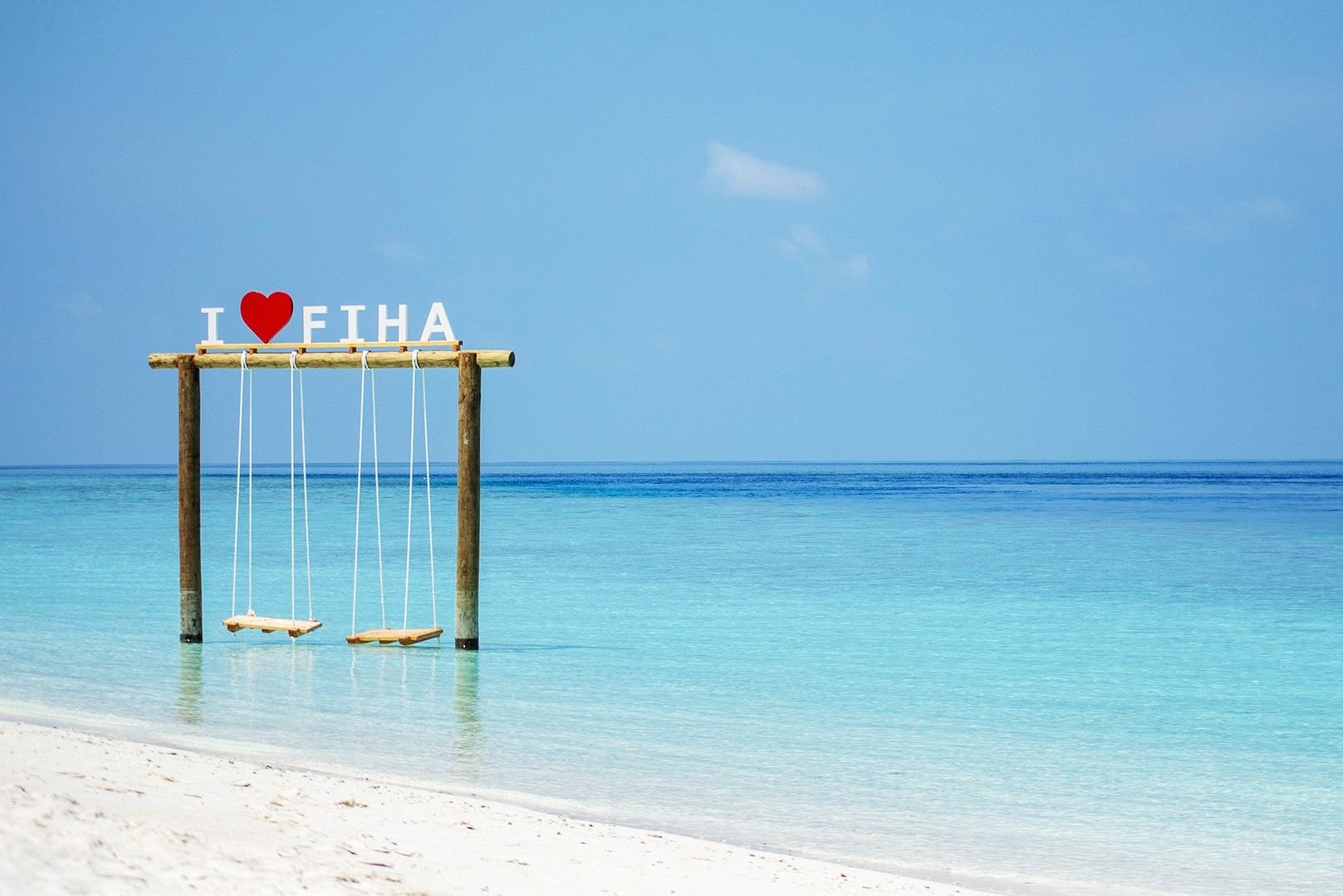 Malediven Fihalhohi Island Resort Schommel