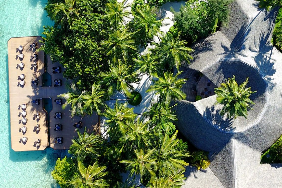 Malediven Fihalhohi Island Resort Restaurant