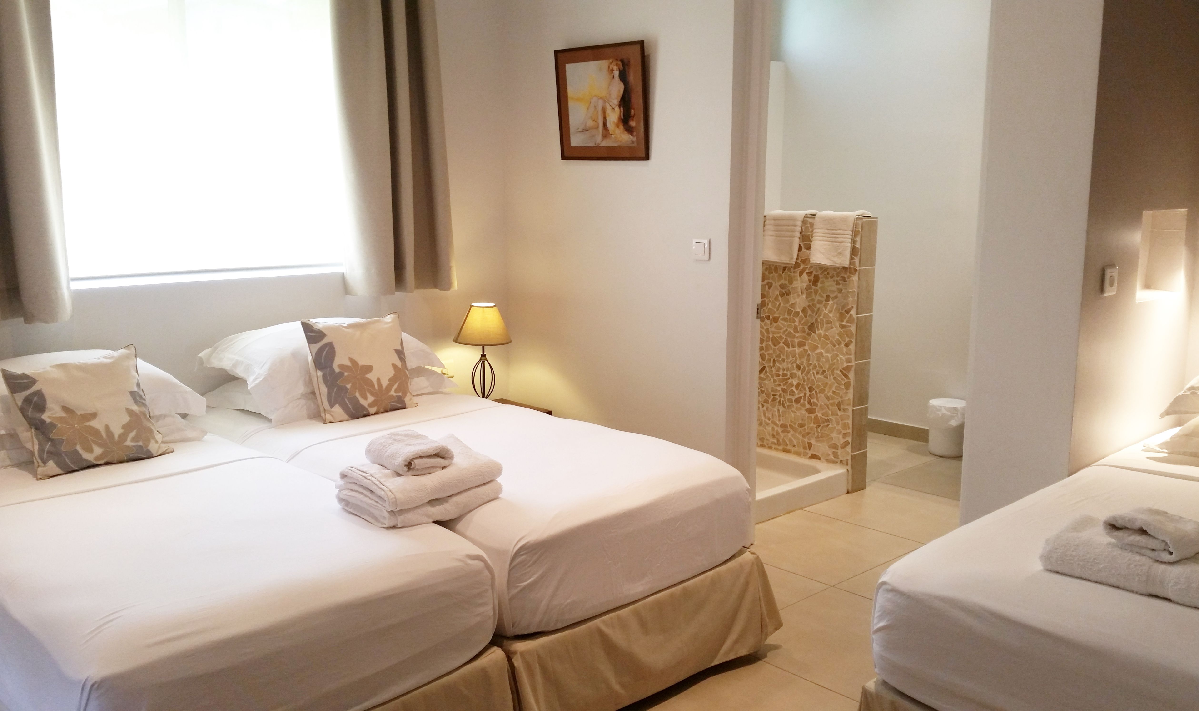 Triple kamer in het Fare Suisse in Papeete op Tahiti in Frans-Polynesie