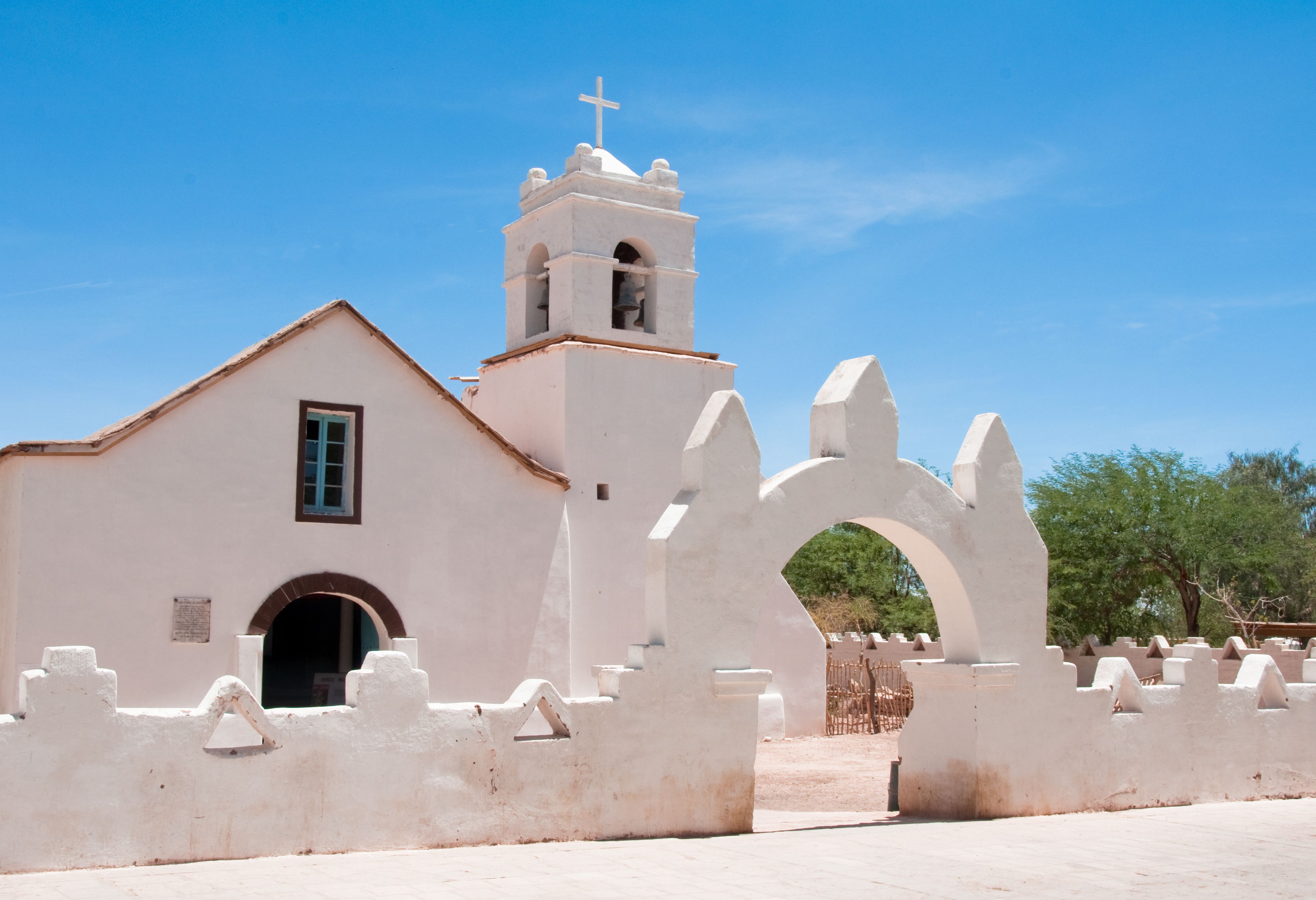 Witte kerkje in San Pedro de Atacama
