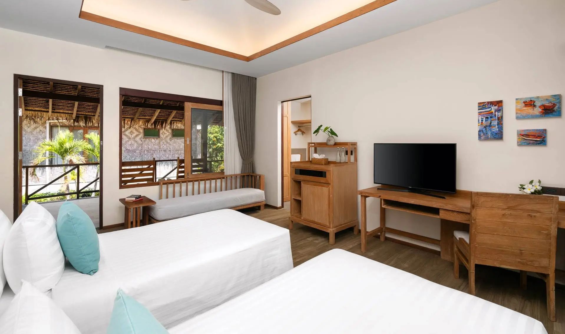 Thailand Koh Phi Phi SAii PhiPhi Island Village Deluxe Premium Bungalow