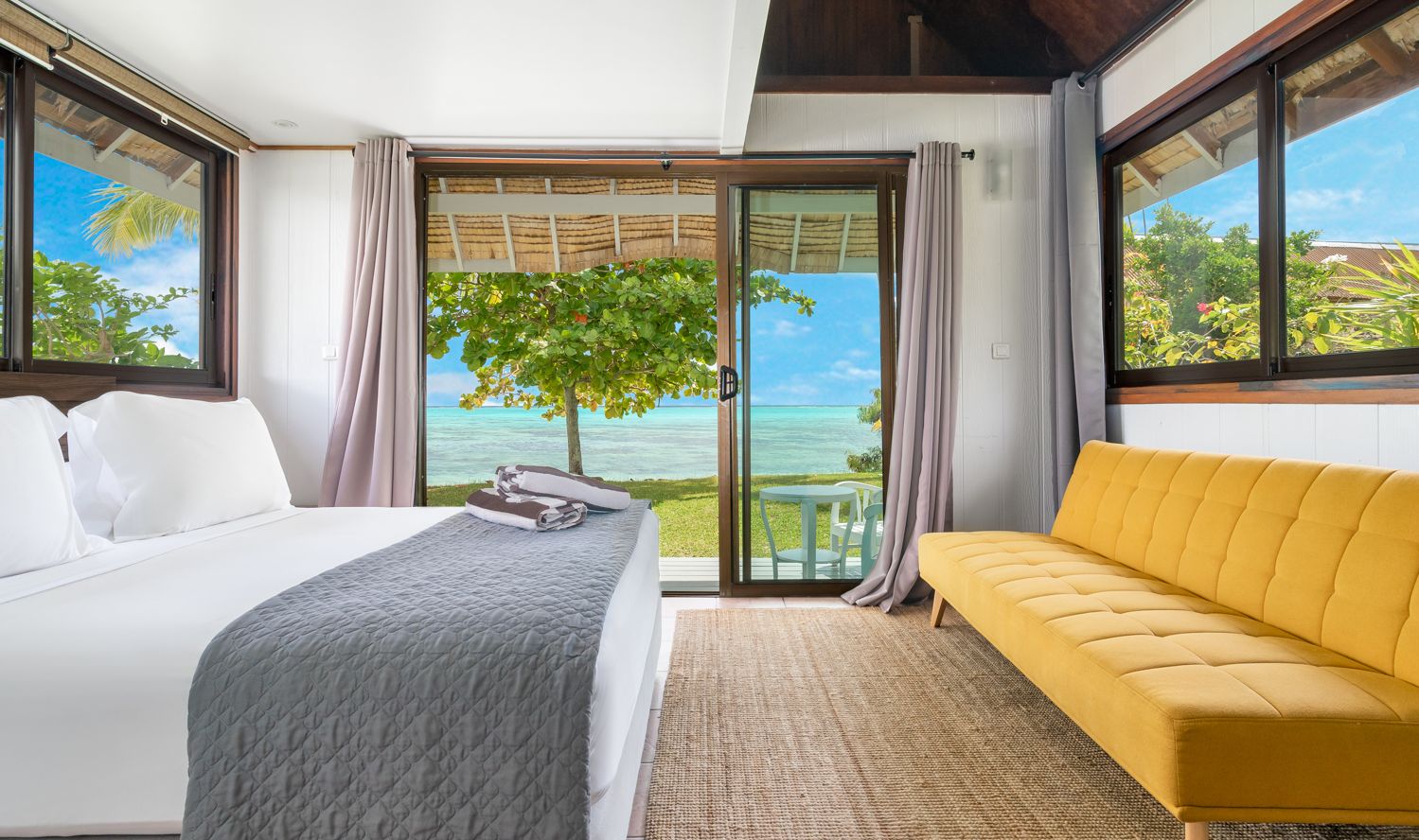 Beach Bungalow in Moorea Island Beach in Frans-Polynesie