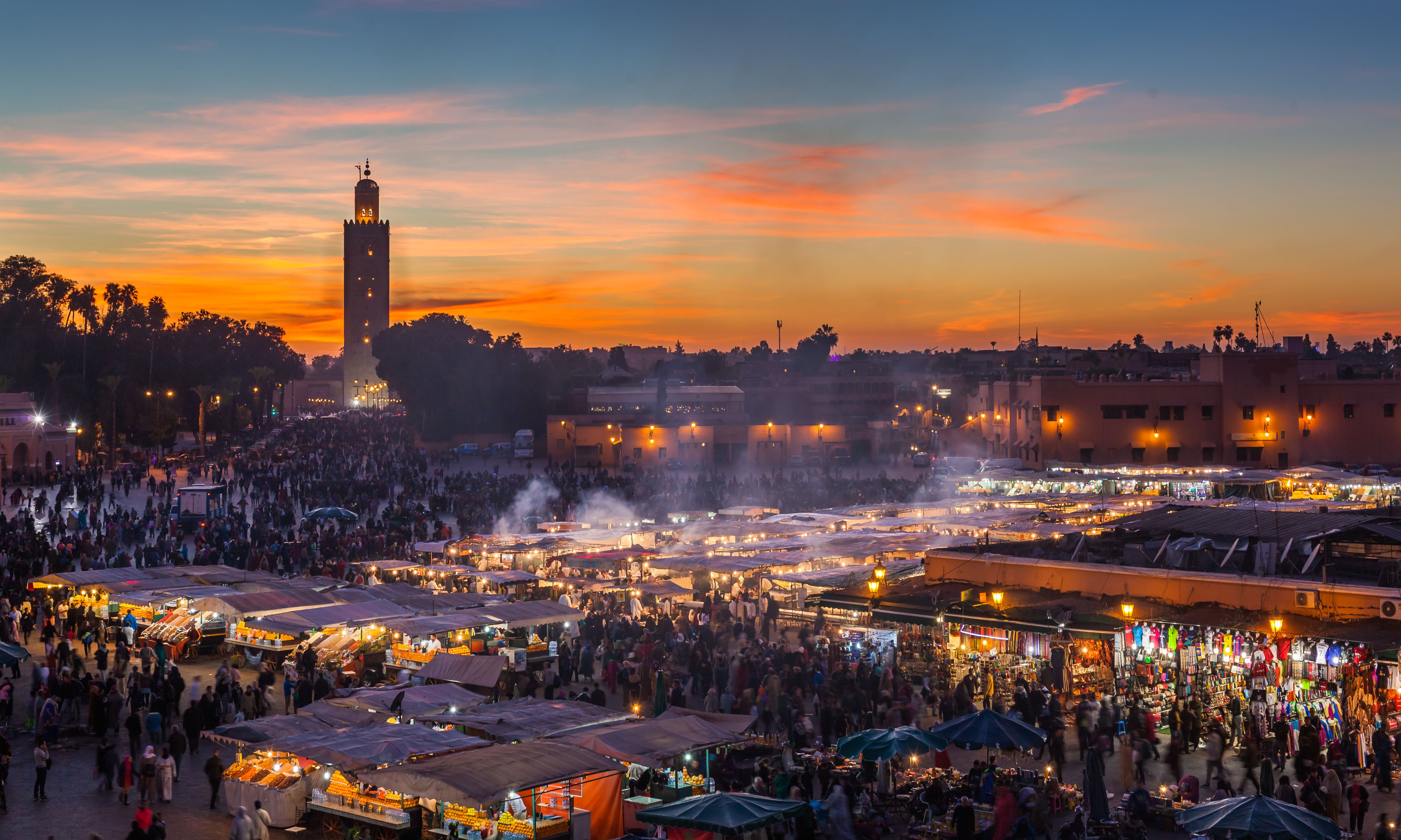 Marokko-Marrakesh-Djemaa-el-Fna-avond