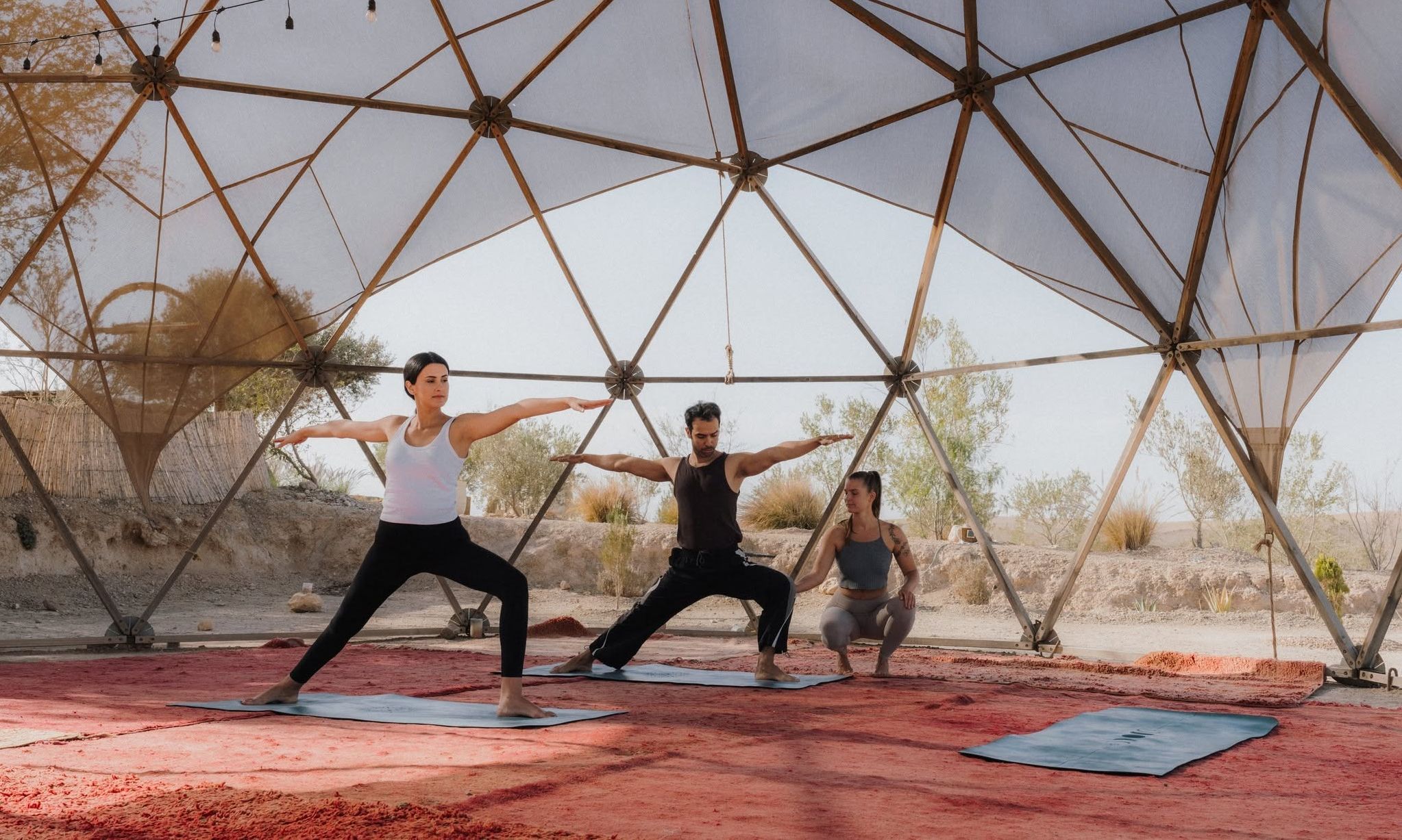 Marokko-Agafay-Woestijn-Caravan-Agafay-Habitas-Yoga
