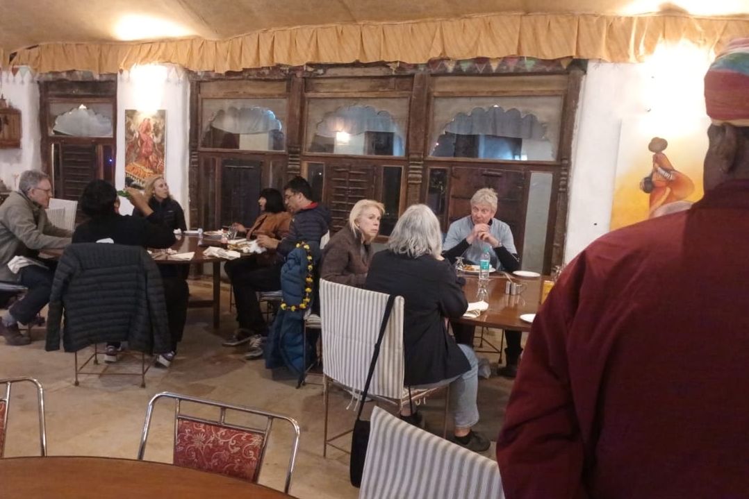 Traditioneel diner in de Thar woestijn