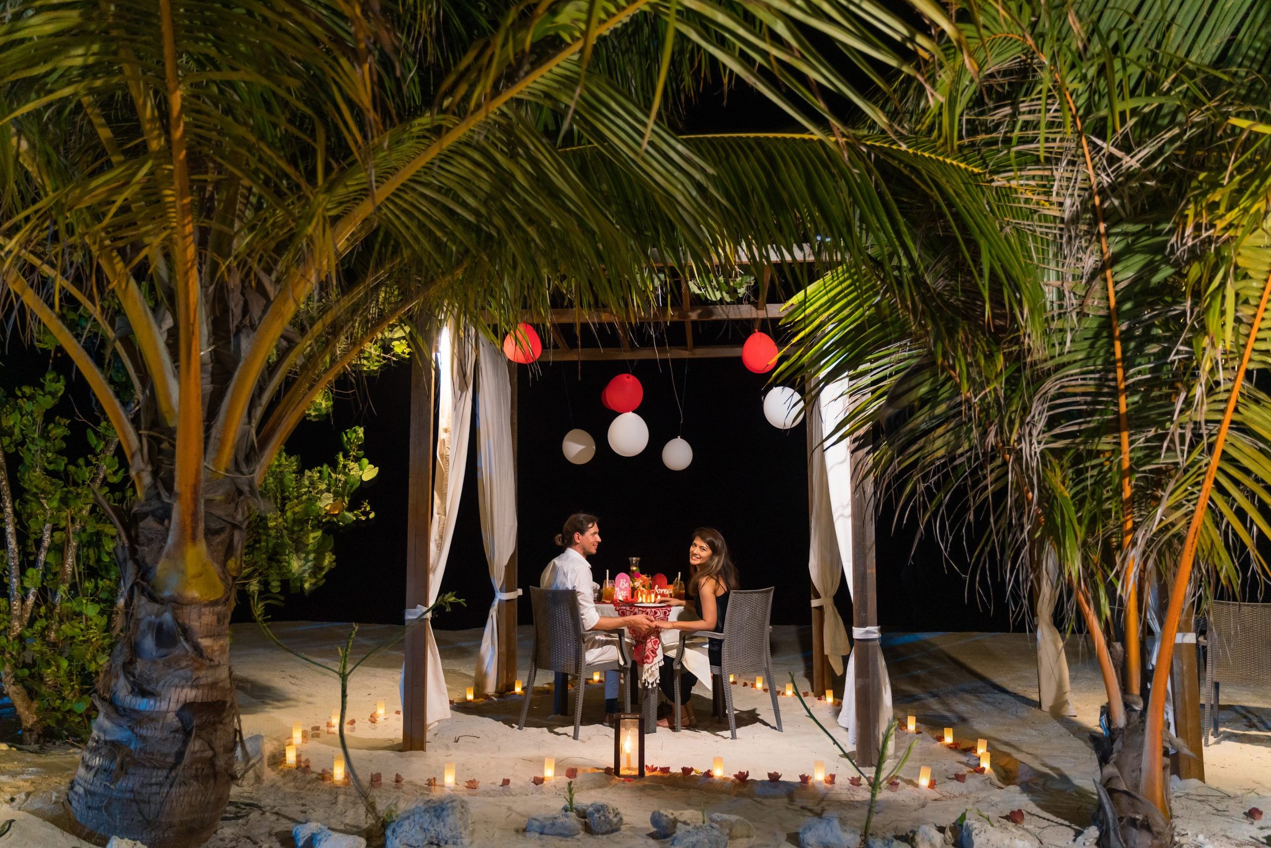 Malediven Maafushi Velana Beach Hotel Dineren
