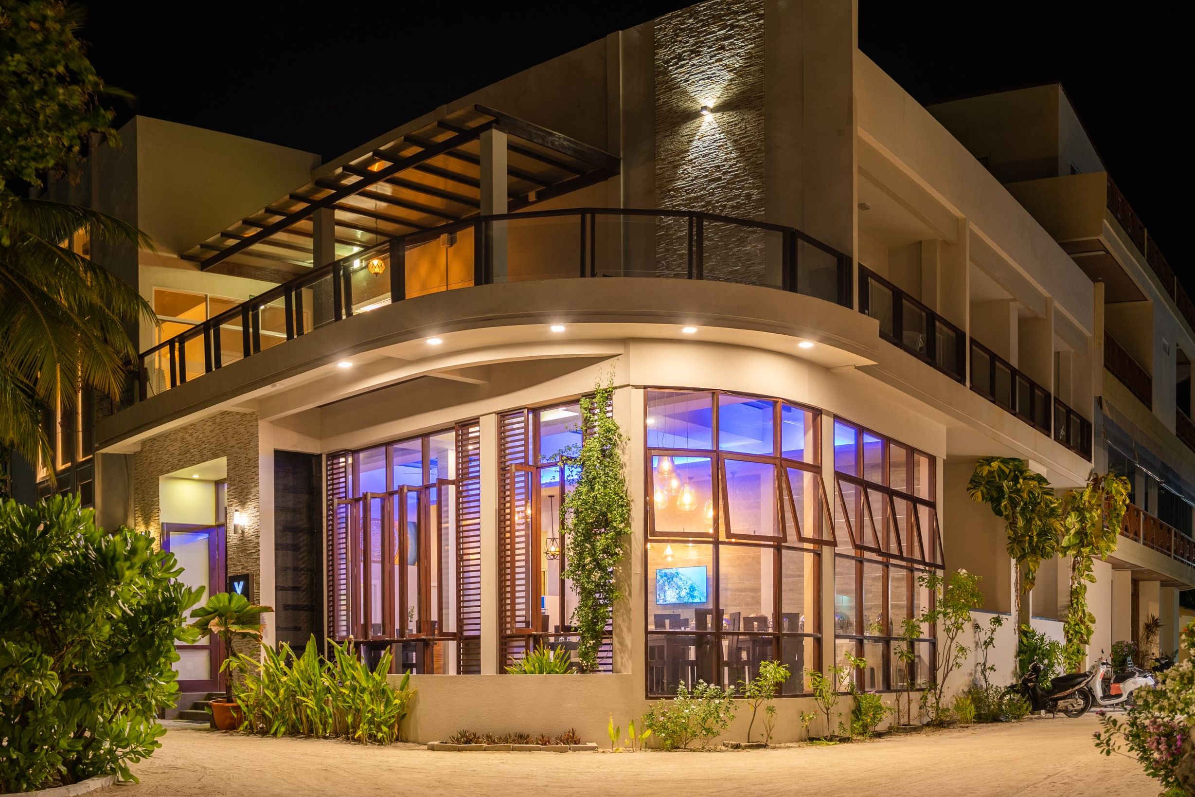 Malediven Maafushi Velana Beach Hotel Restaurant