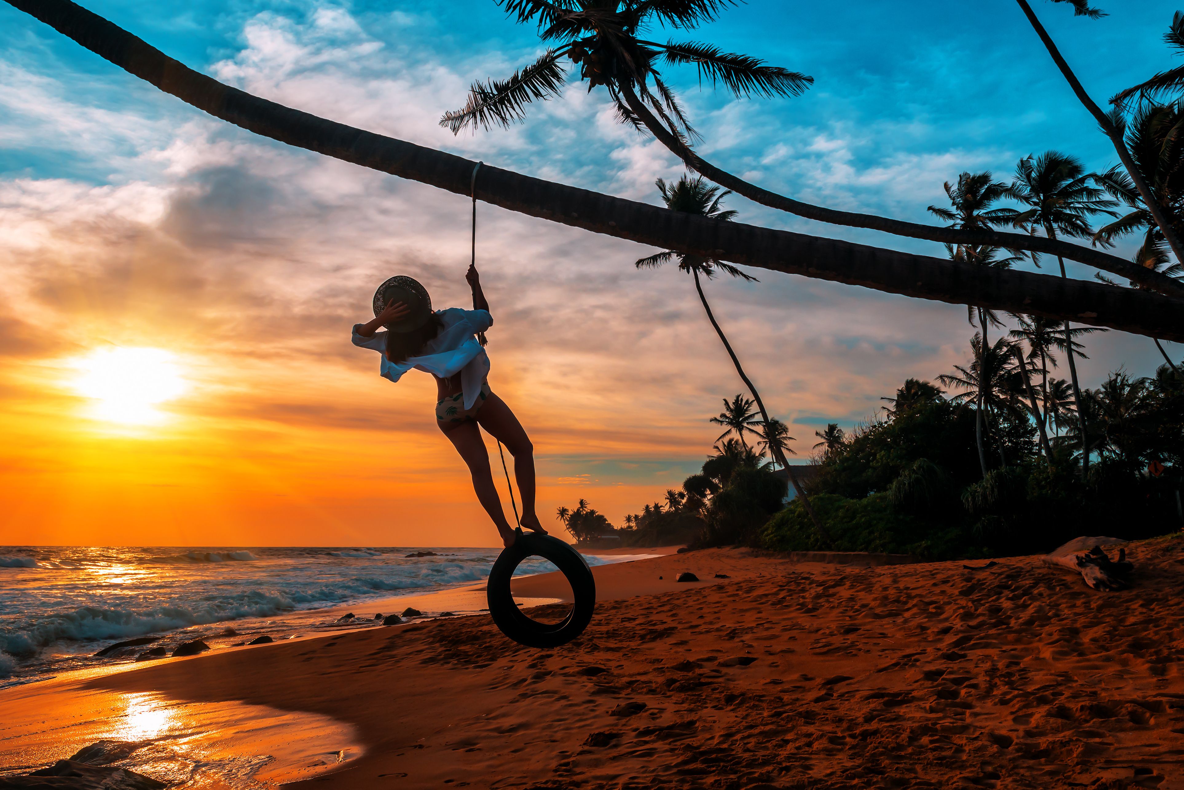 Strand schommel op strand in Sri Lanka