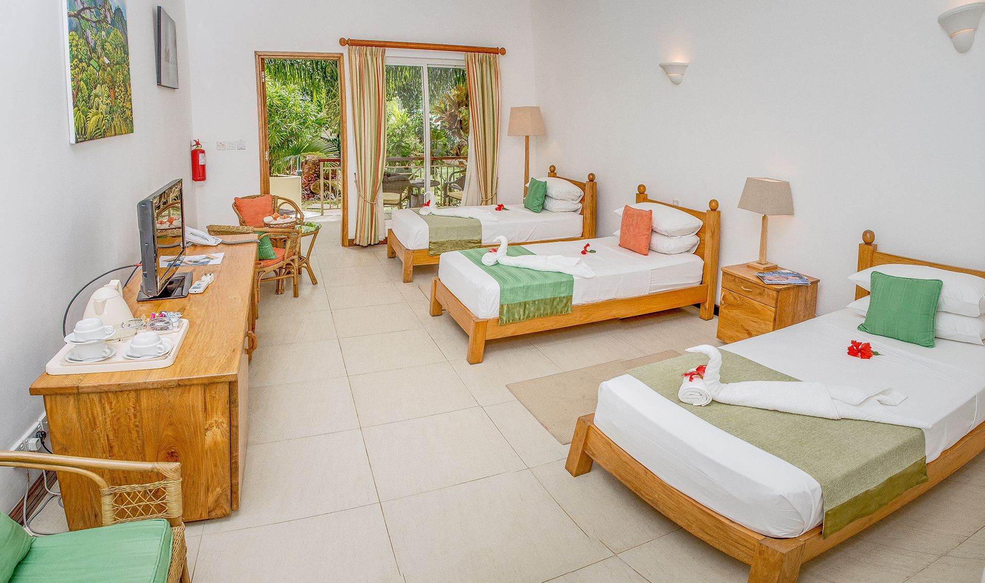 Marie Laure standard triple room