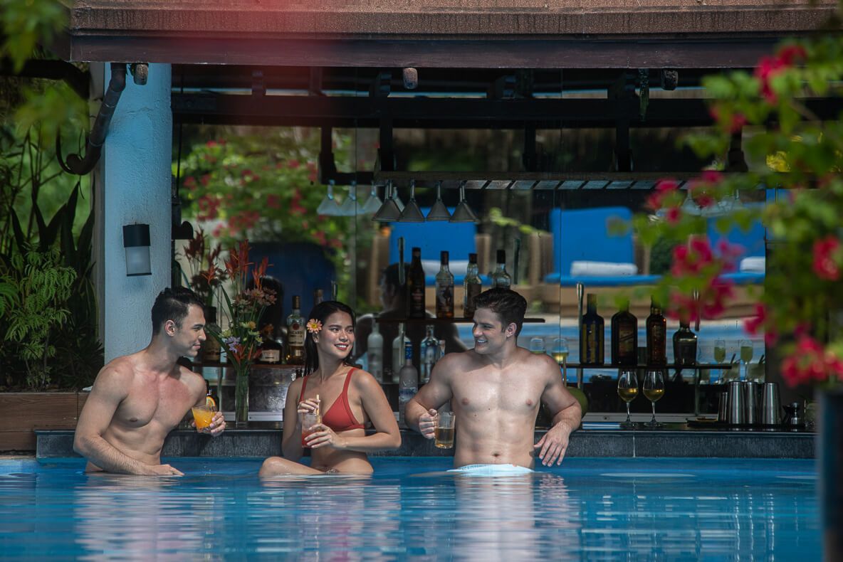 Filipijnen Sabang Daluyon Beach Mountain Resort Zwembad