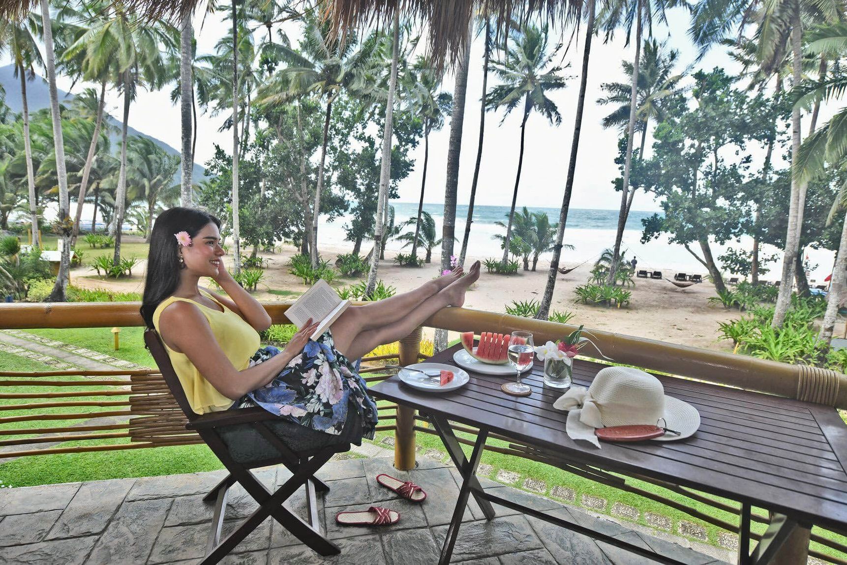 Filipijnen Sabang Daluyon Beach Mountain Resort Balkon