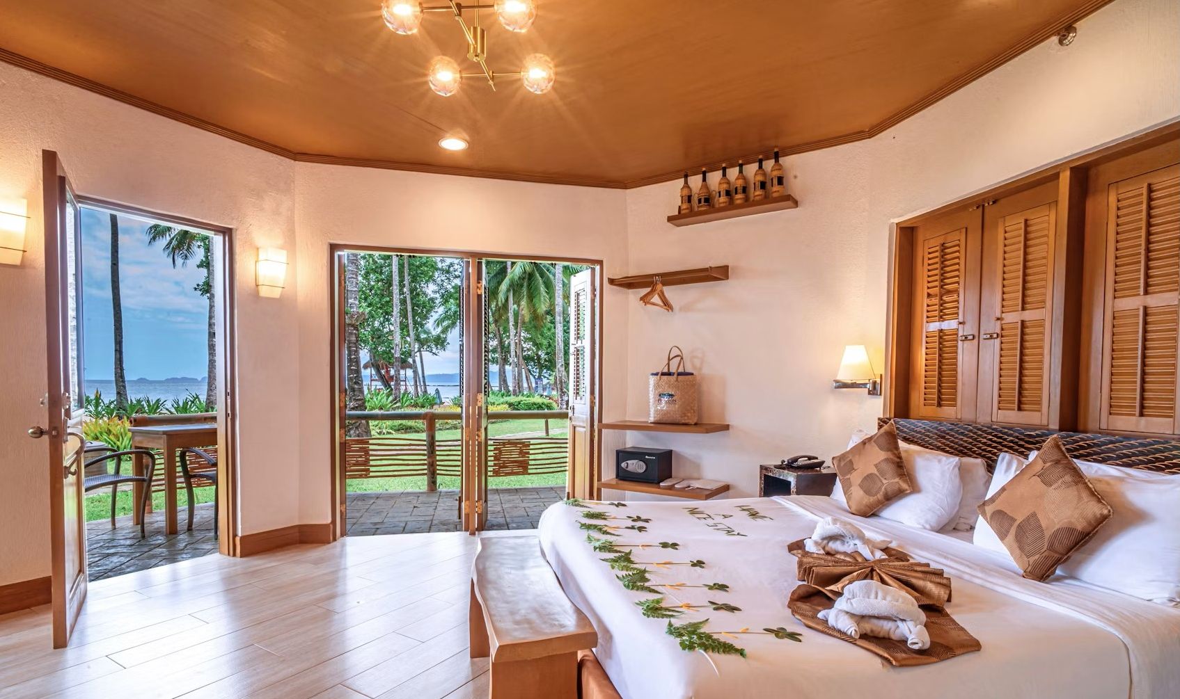 Filipijnen Sabang Daluyon Beach Mountain Resort Superior Kamer