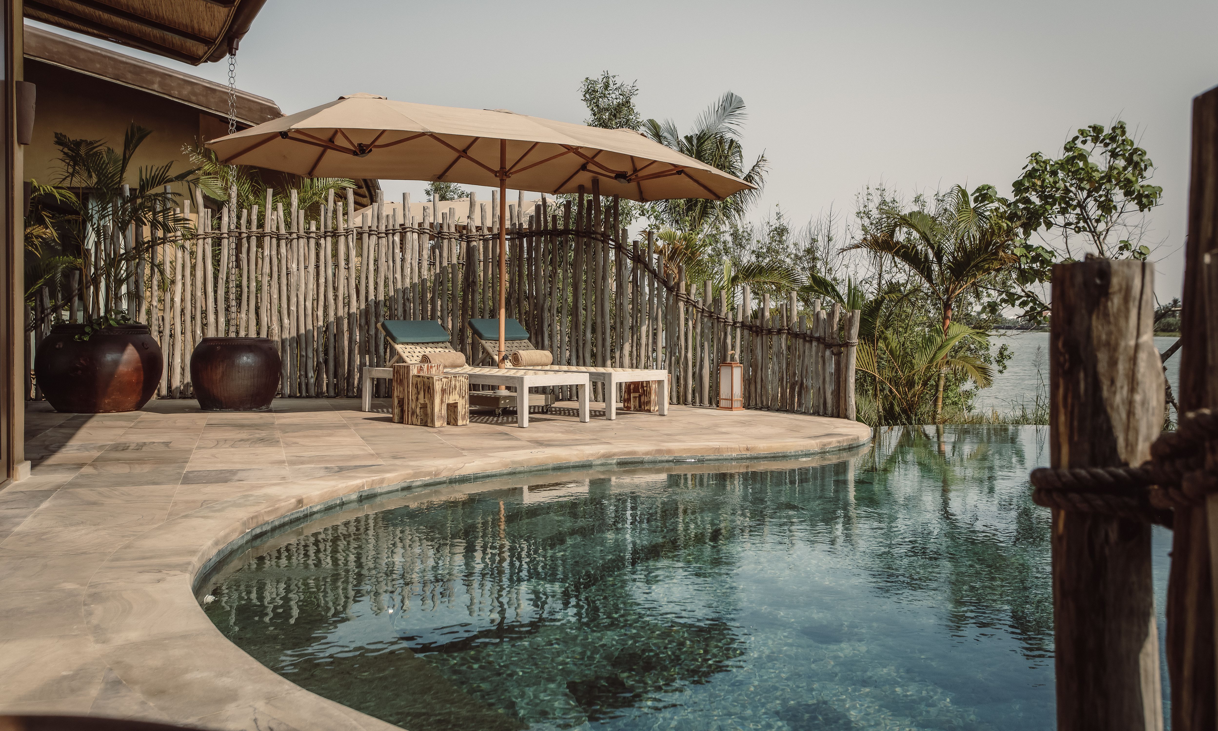 Vietnam-Hoi-An-Namia-River-Retreat-River-Pool-Villa-terras-met-pool
