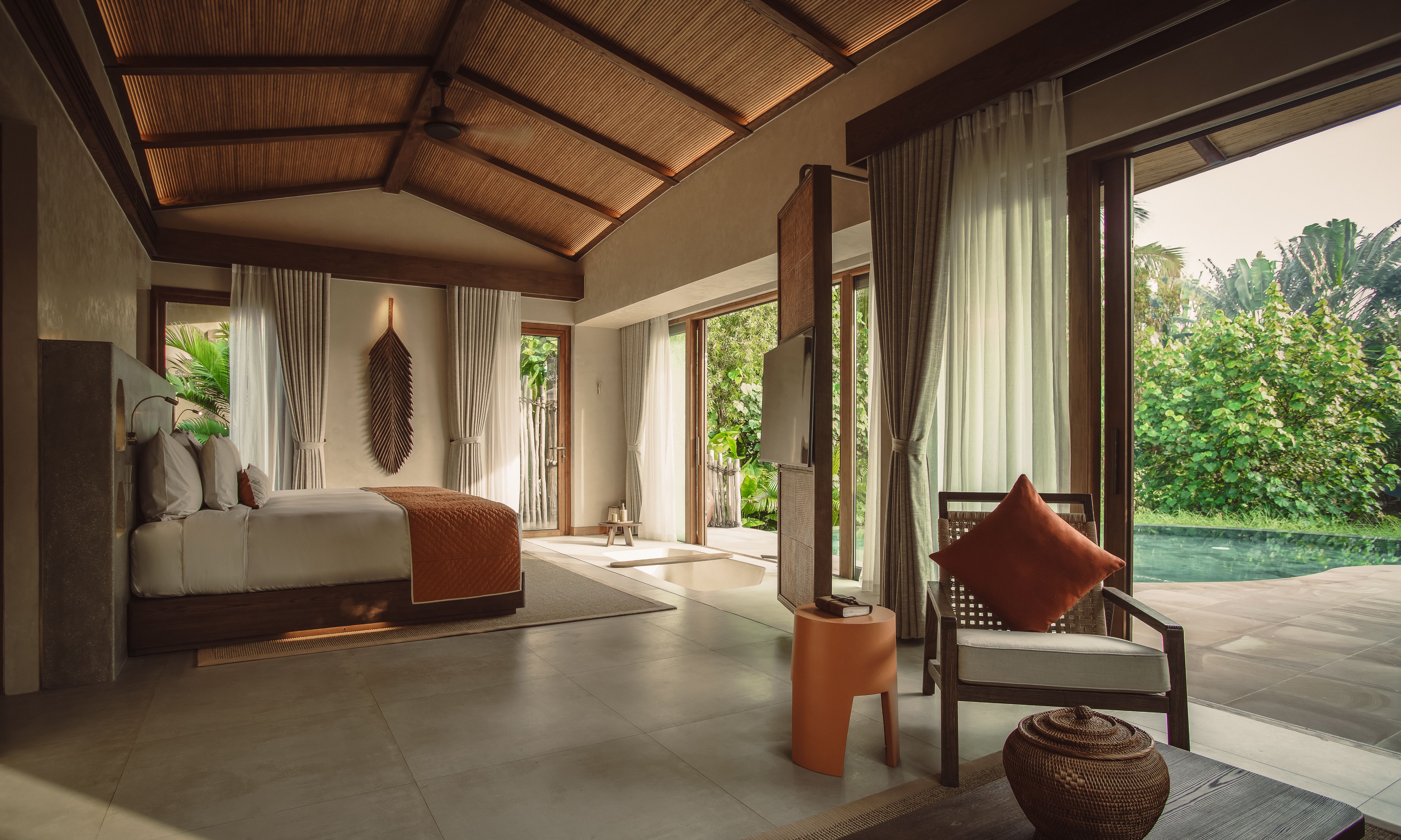 Vietnam-Hoi-An-Namia-River-Retreat-Nipa-Pool-Villa-zithoek
