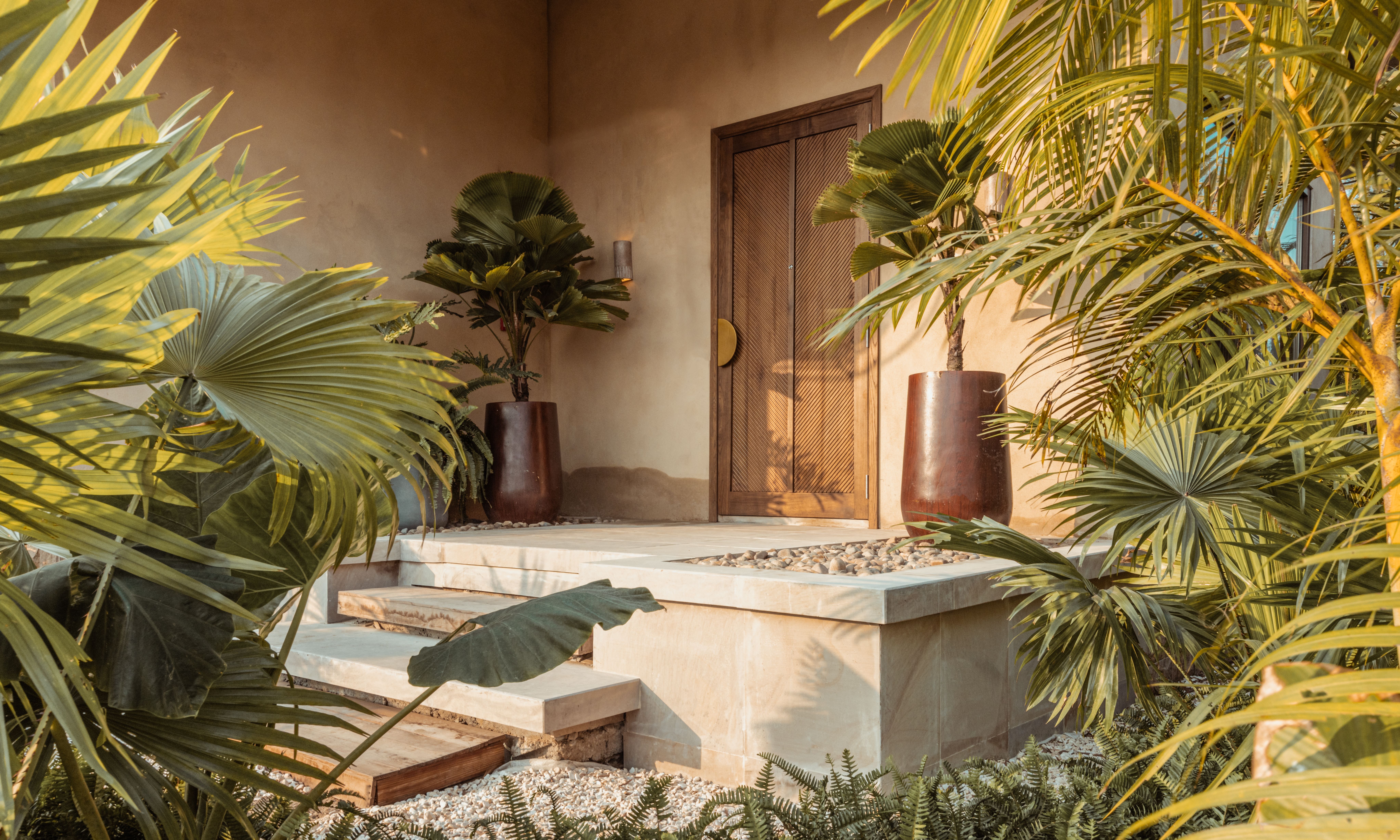 Vietnam-Hoi-An-Namia-River-Retreat-Nipa-Pool-Villa-entree