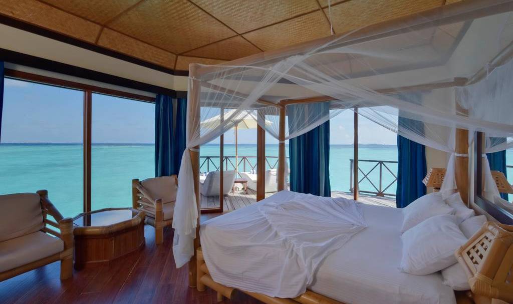Thulhagiri Island Resort waterbungalow Maldiven