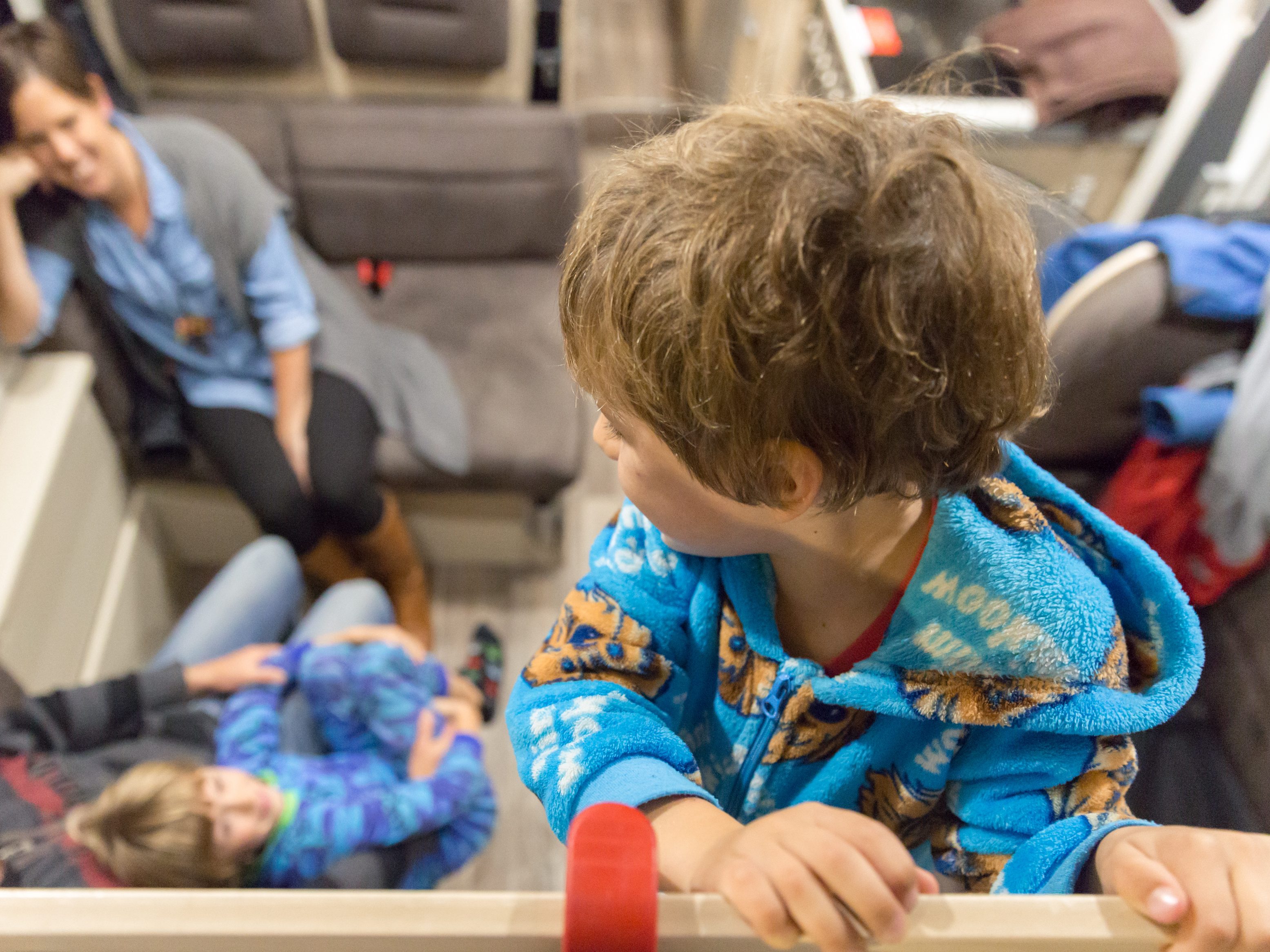 De hoogslaper in klimmen in de Big Six camper van Mighty in Nieuw-Zeeland