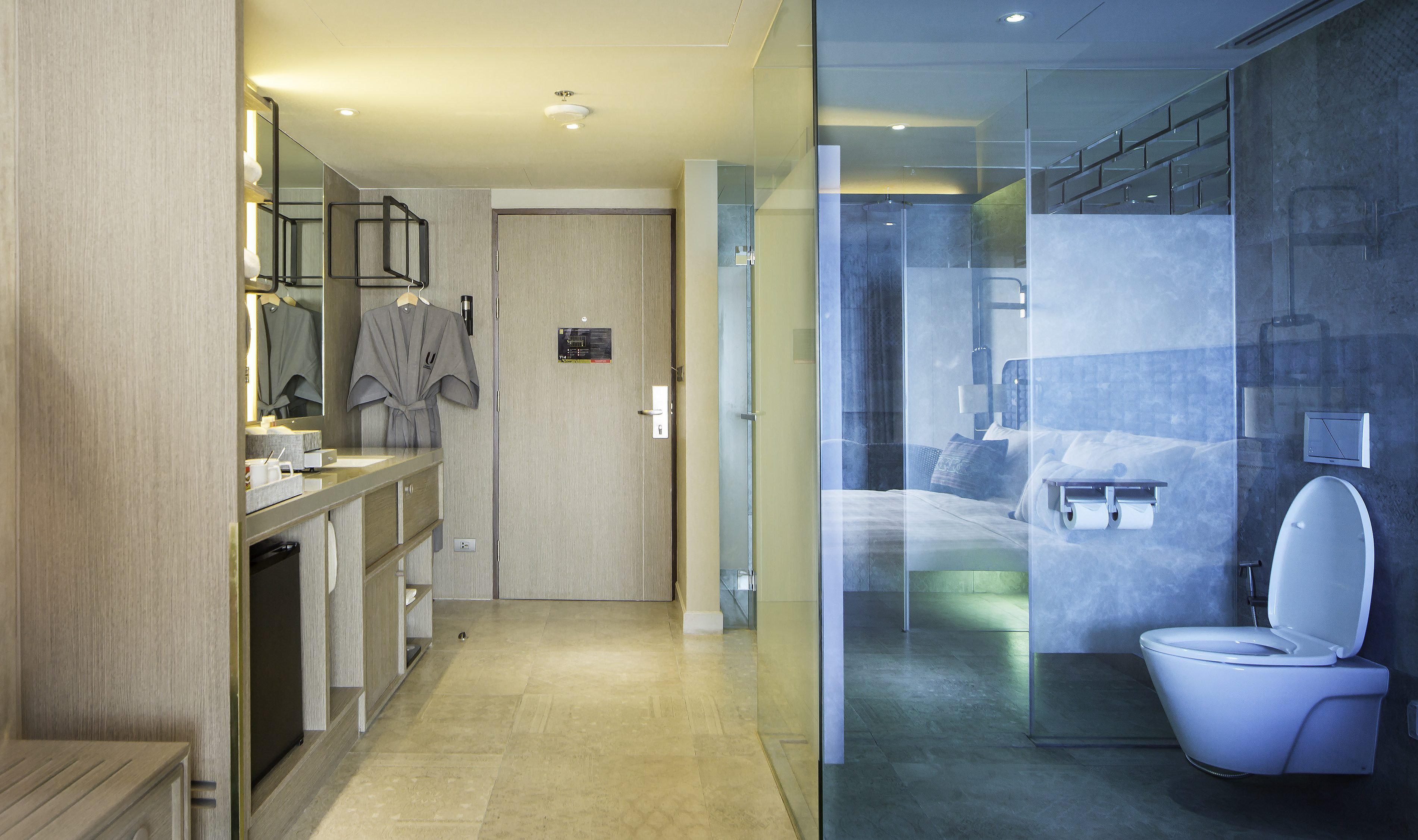 Badkamer van Premium Deluxe kamer in het U Nimman Chiang Mai in Thailand