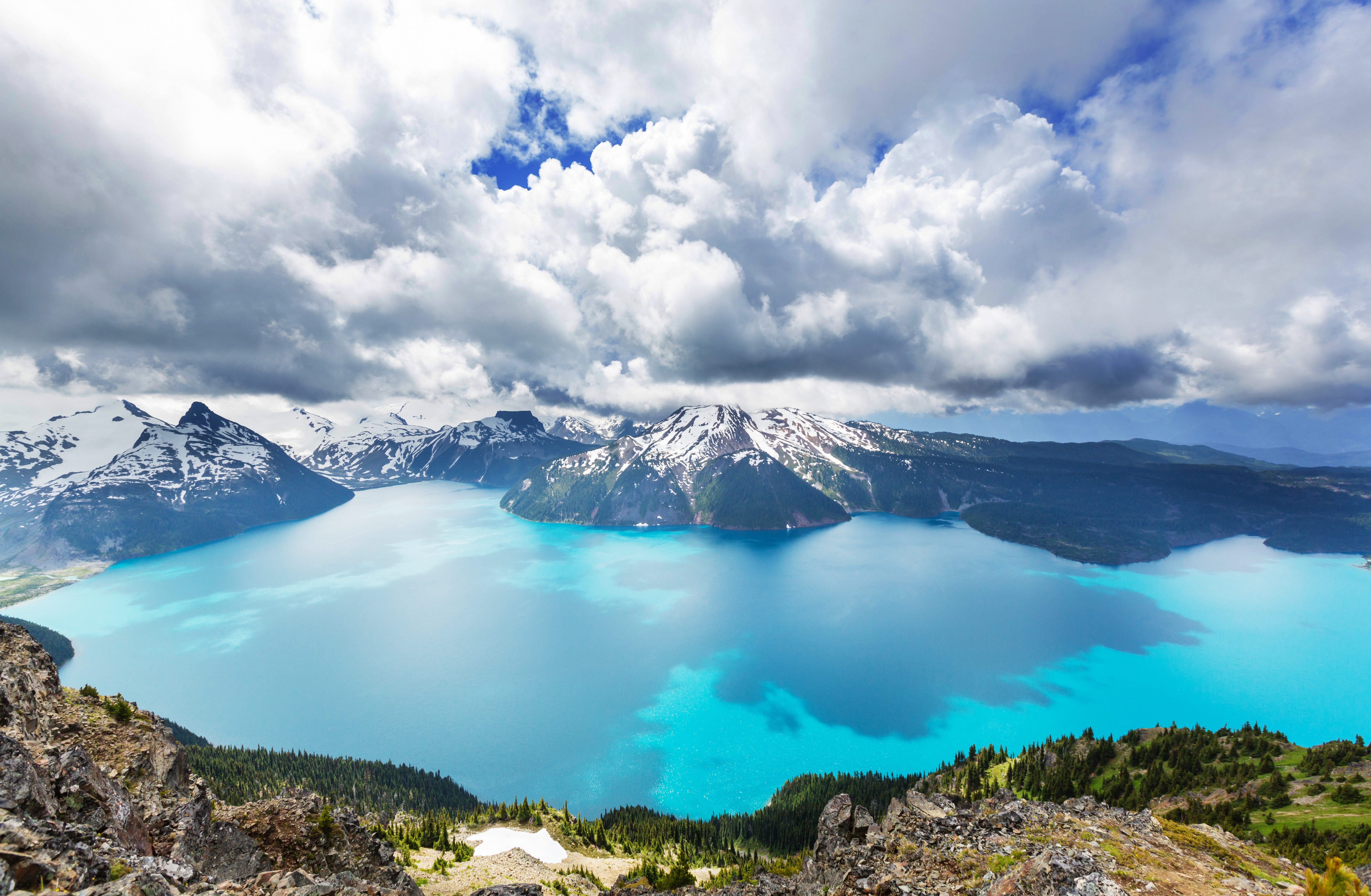 Het gletsjermeer van Garibaldi in Canada
