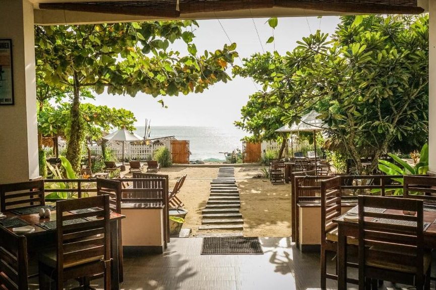 sri-lanka-arugam-bay-vista-uitzicht-op-strand