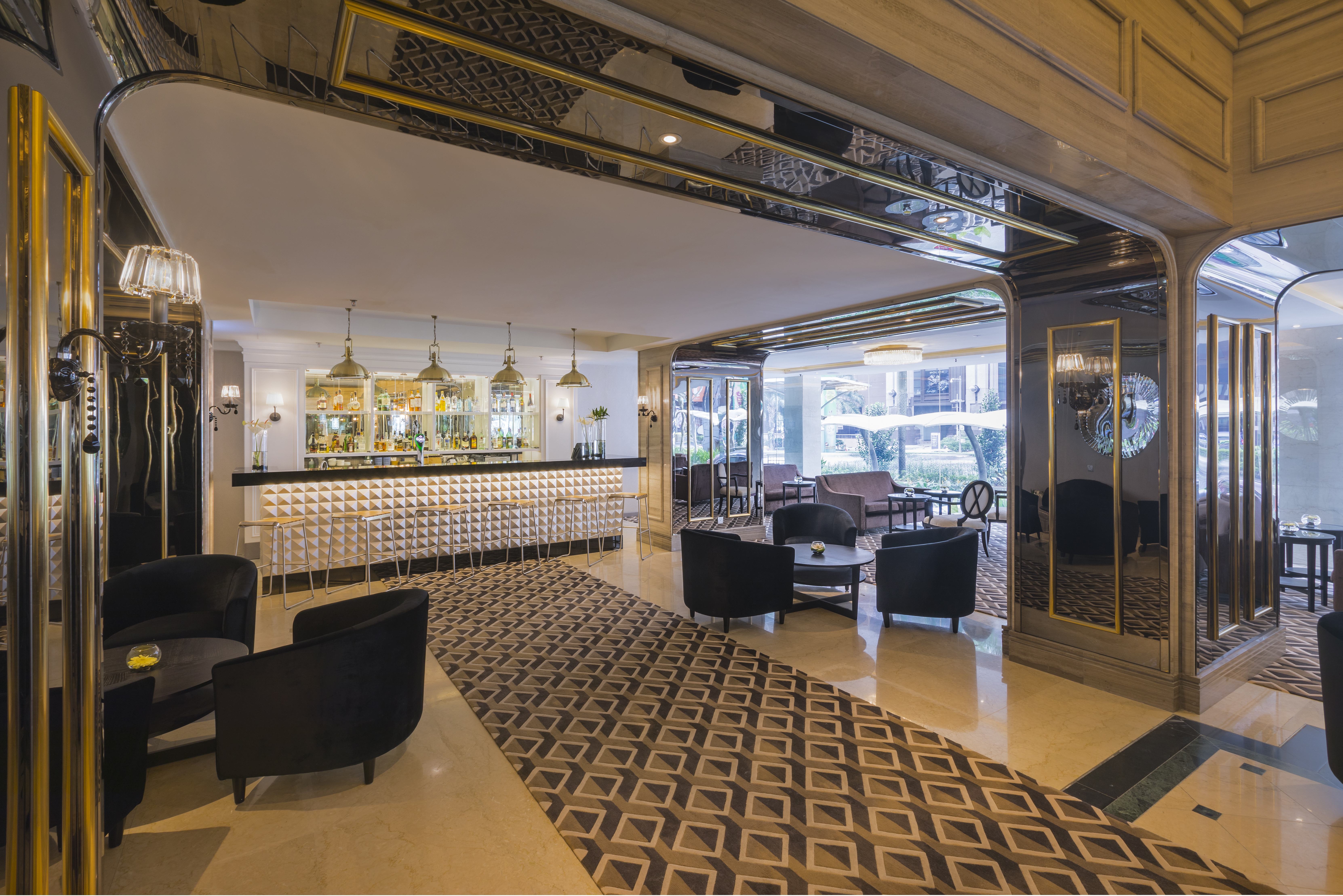Maleisië-Kuala-Lumpur-Melia-Hotel-Lobby-Bar