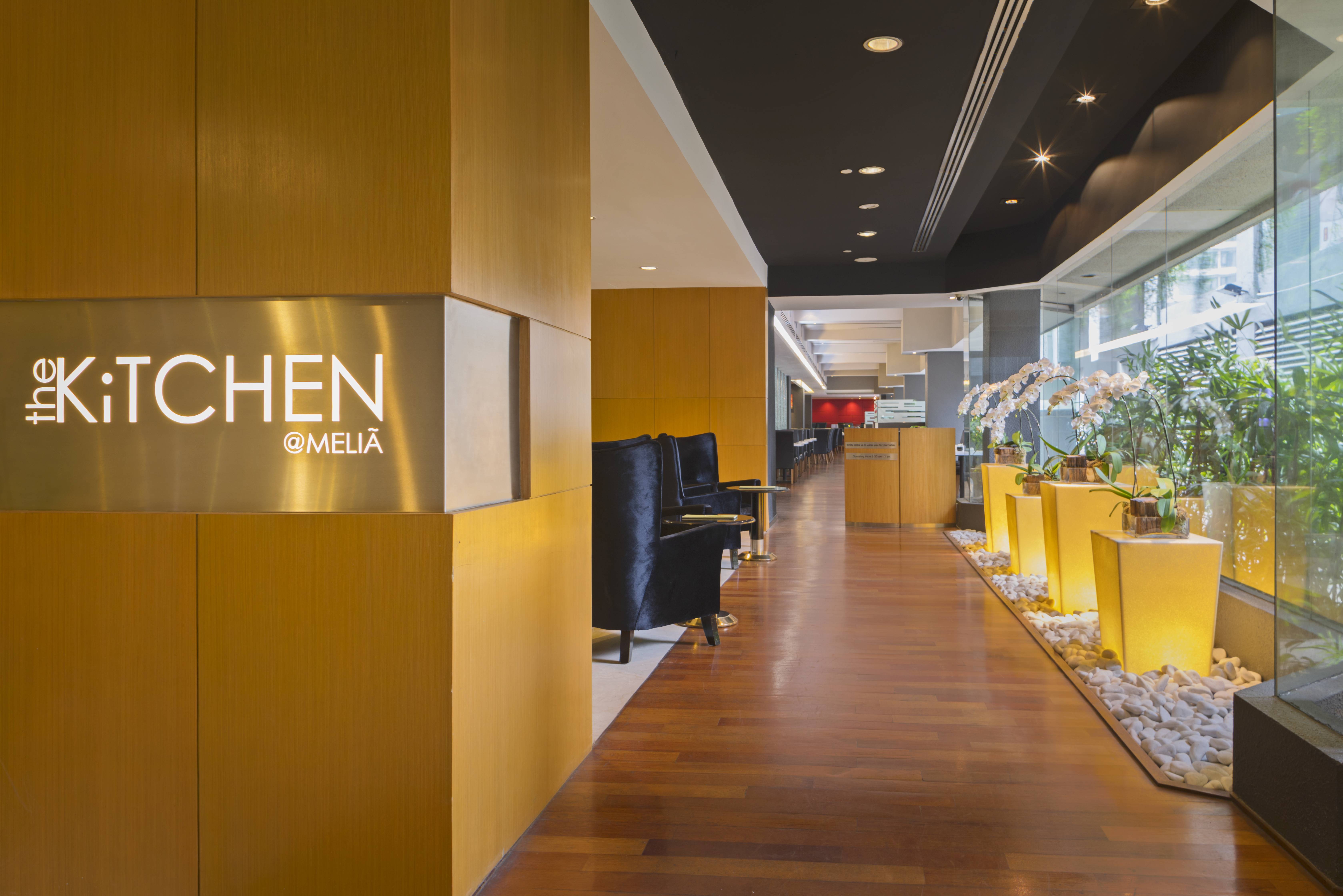 Maleisië-Kuala-Lumpur-Melia-Hotel-Melia-the-kitchen-entree