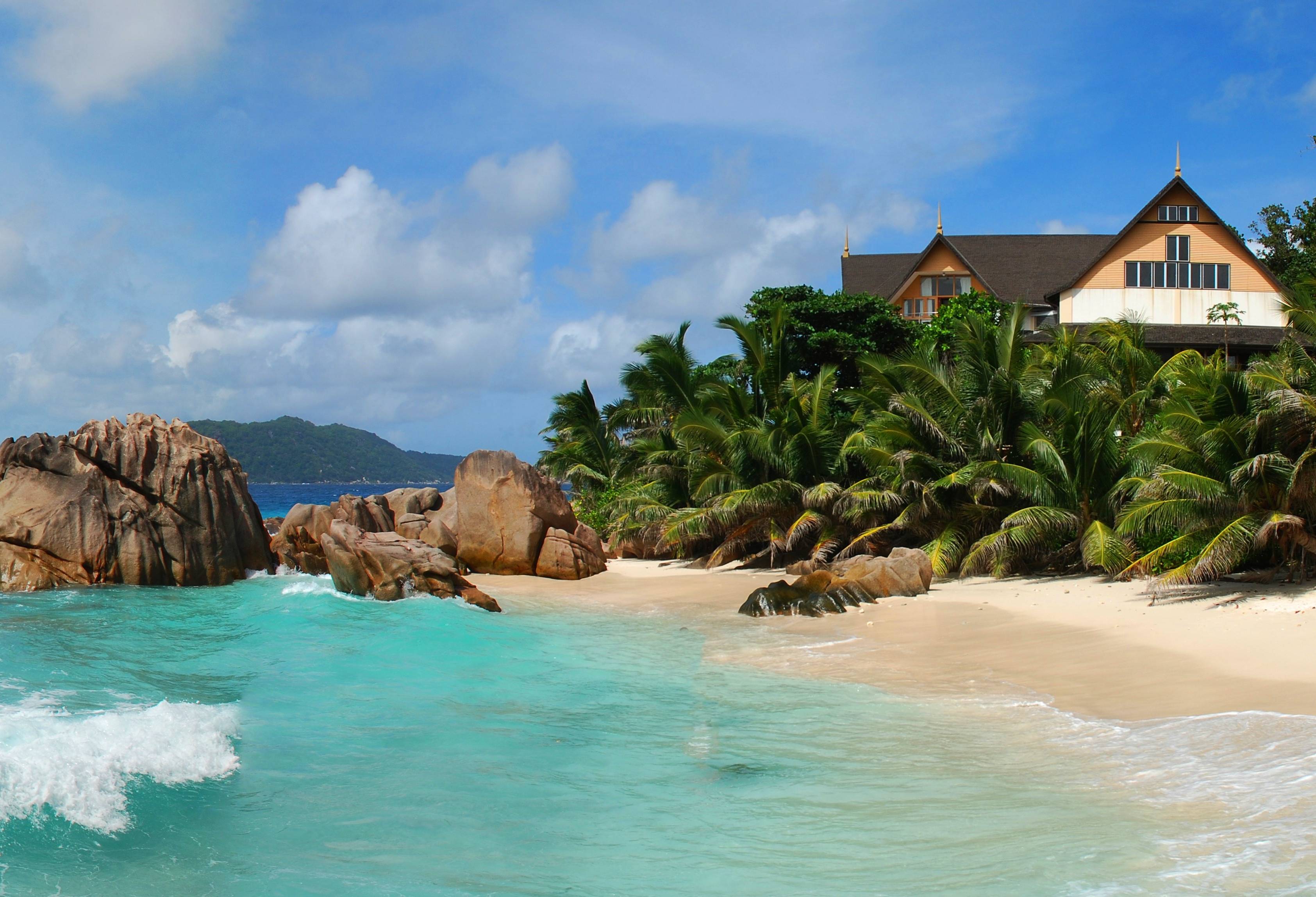 Seychellen La Digue Patatran Hotel strand