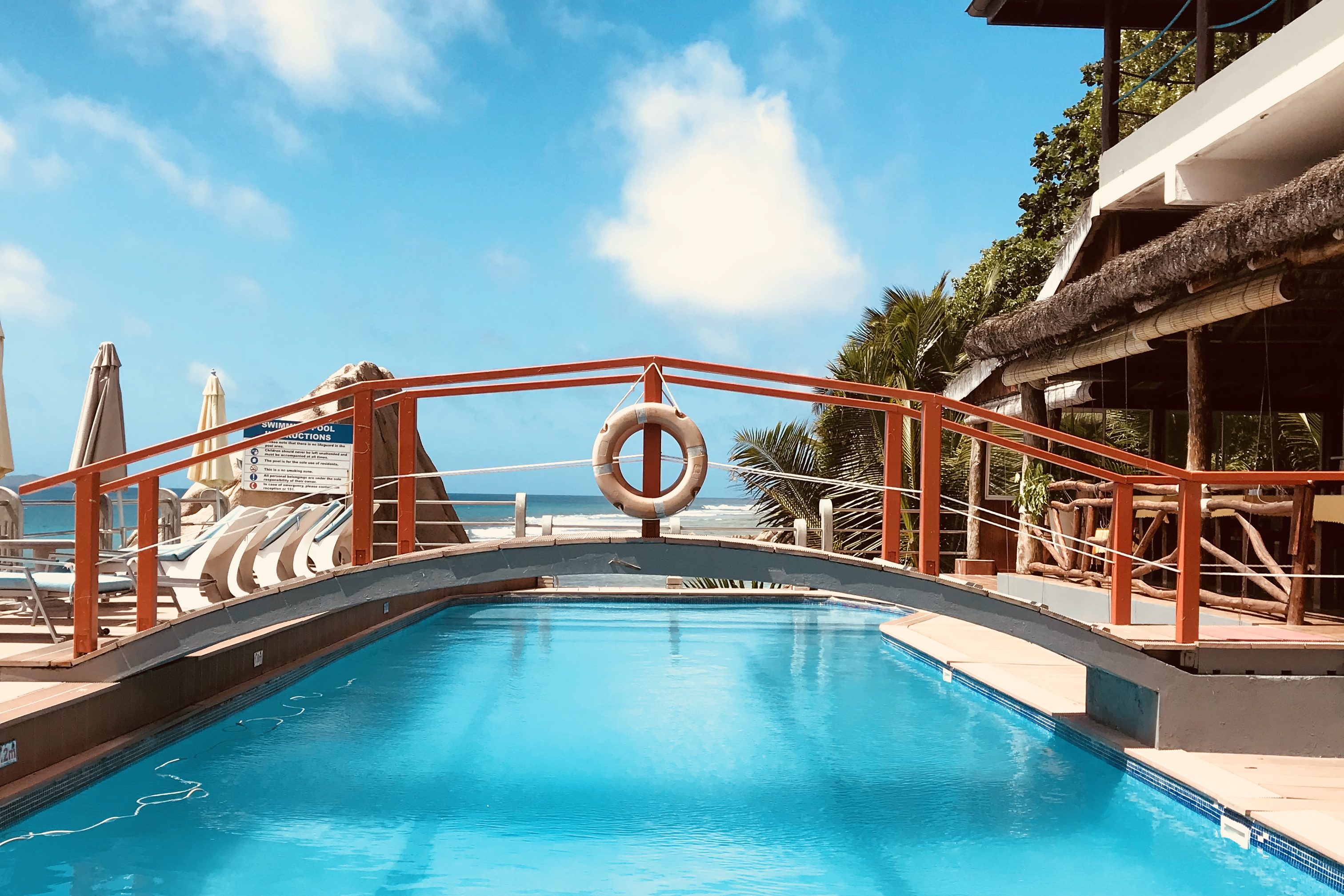 Seychellen La Digue Patatran Hotel zwembad