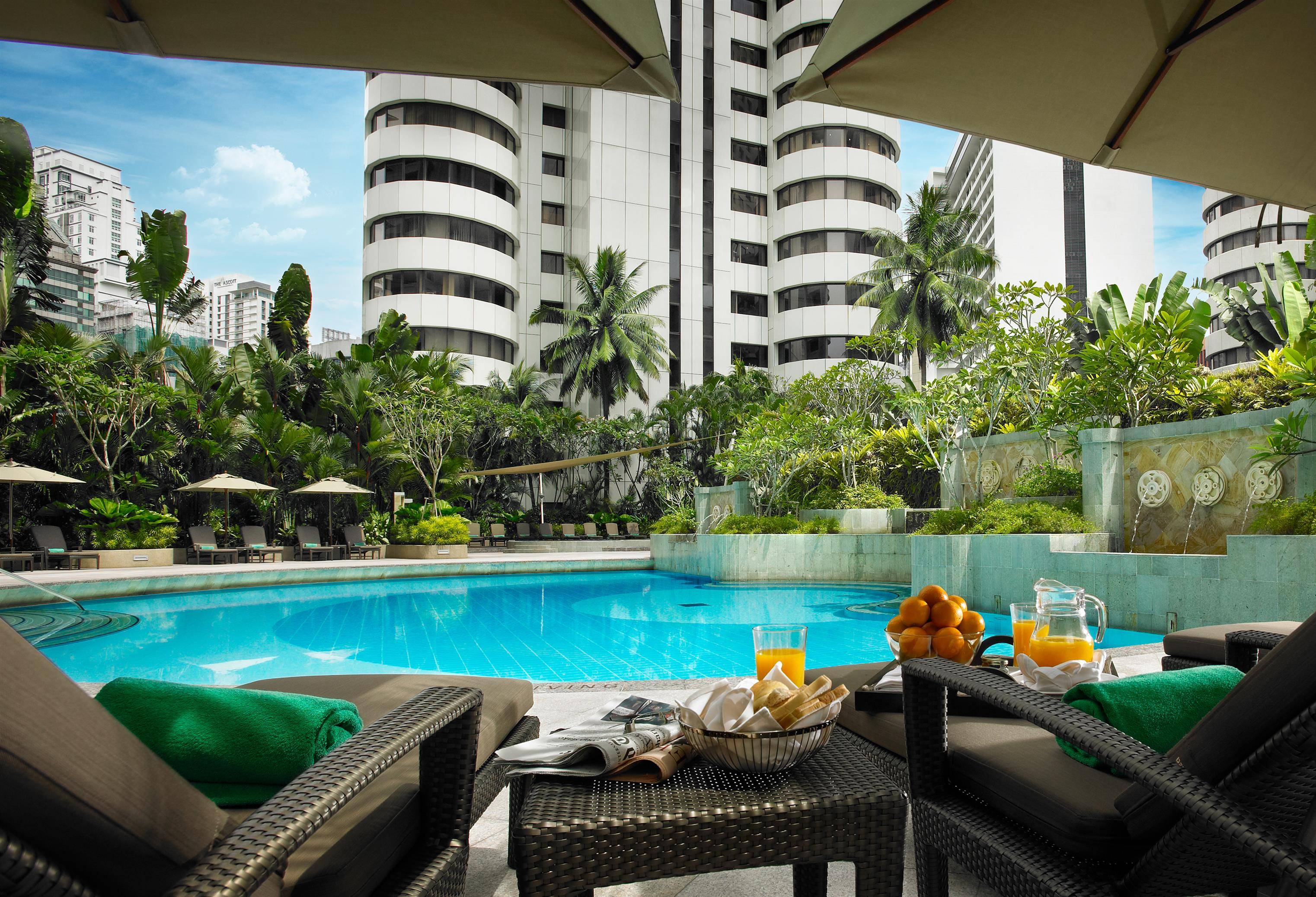 Maleisi-Kuala-Lumpur-Shangri-La-Kuala-Lumpur-Zwembad