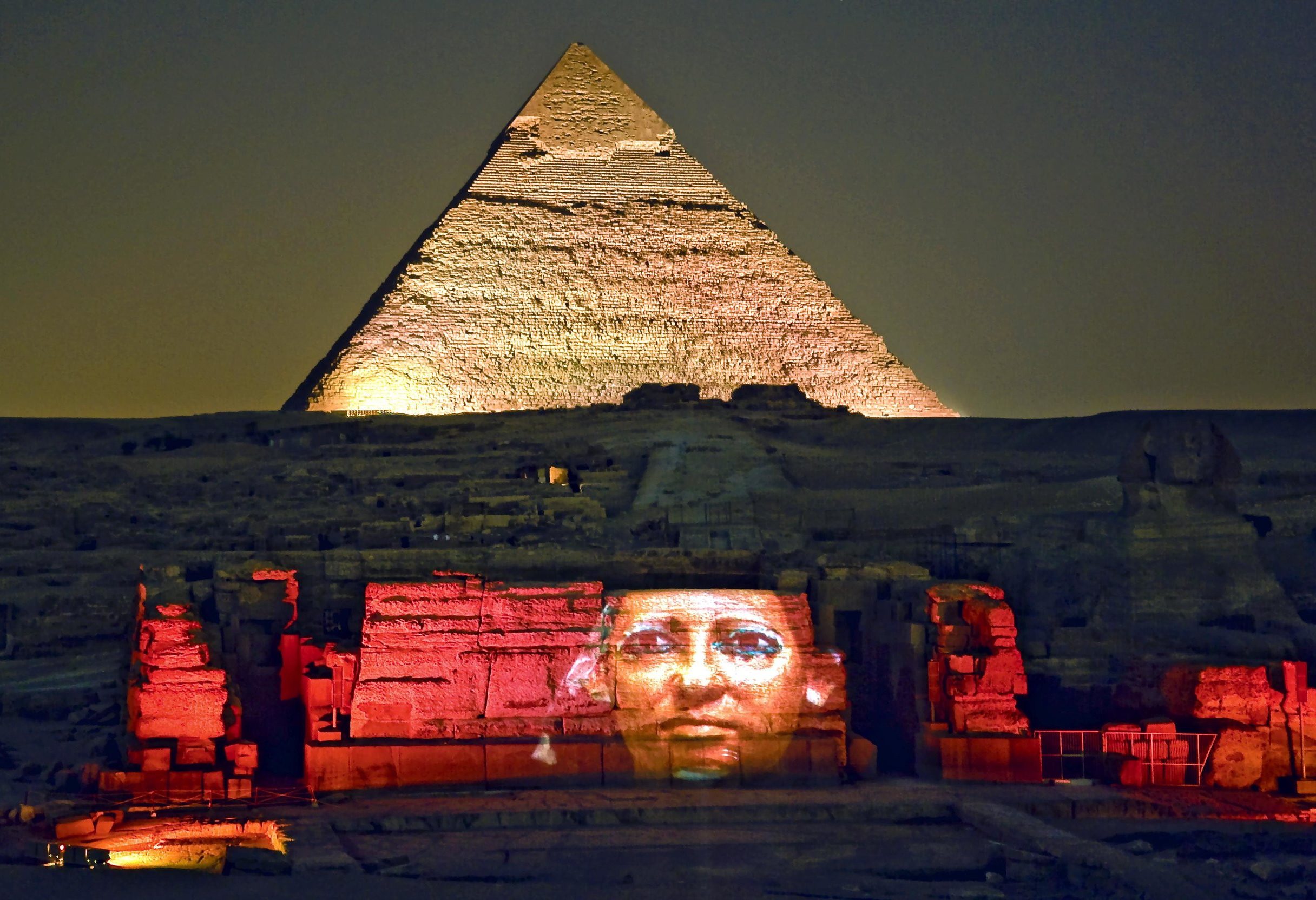 Egypte-pyramide-gizeh-sound-and-light-show