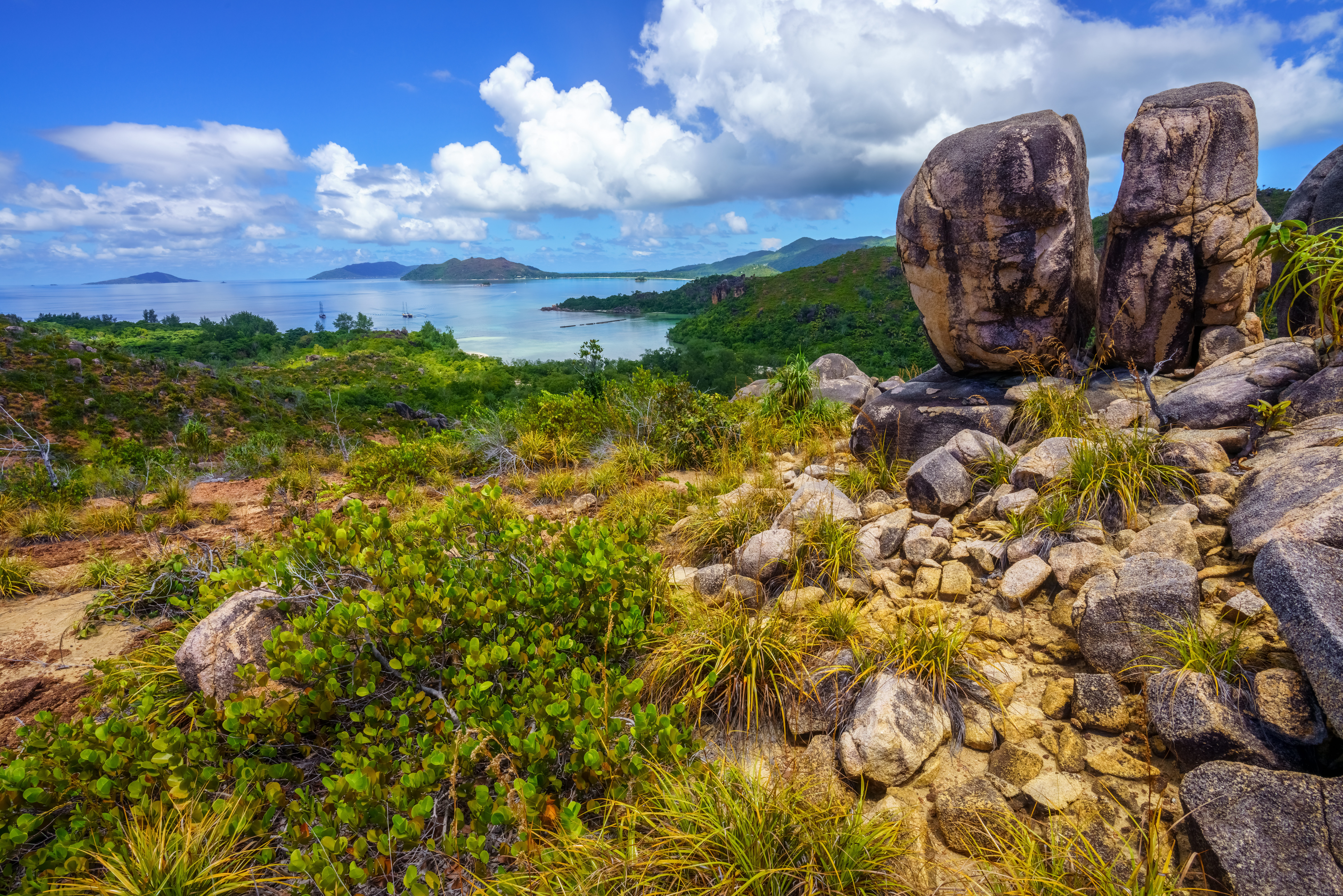 Ongerept landschap van Curieuse