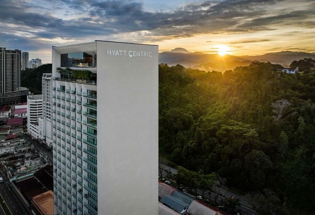 Maleisie Kota Kinabalu Hyatt Centric Facade