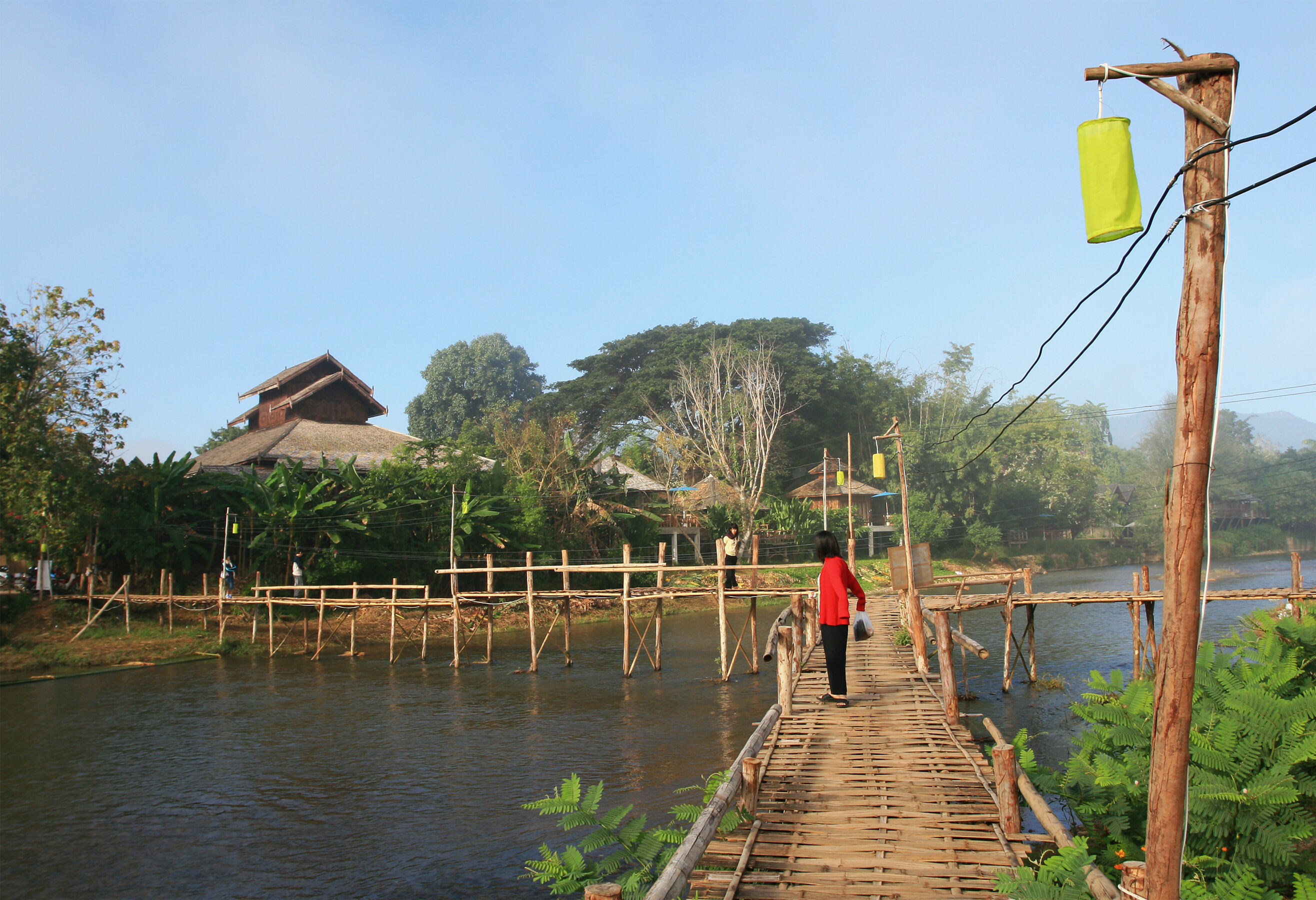 Bamboe brug in Pai