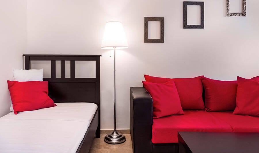 Tanzania Zanzibar White Paraside Studio