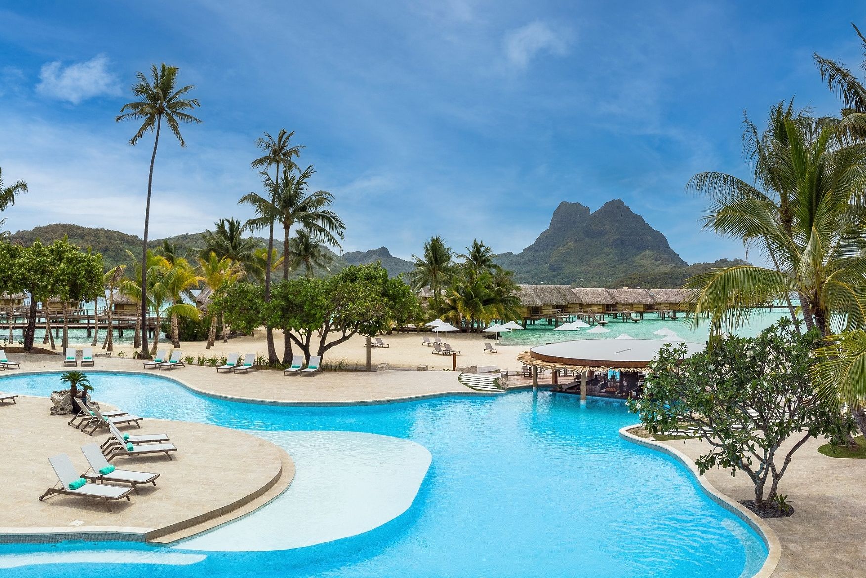 Frans Polynesie Le Bora Bora by Pearl Resorts Zwembad