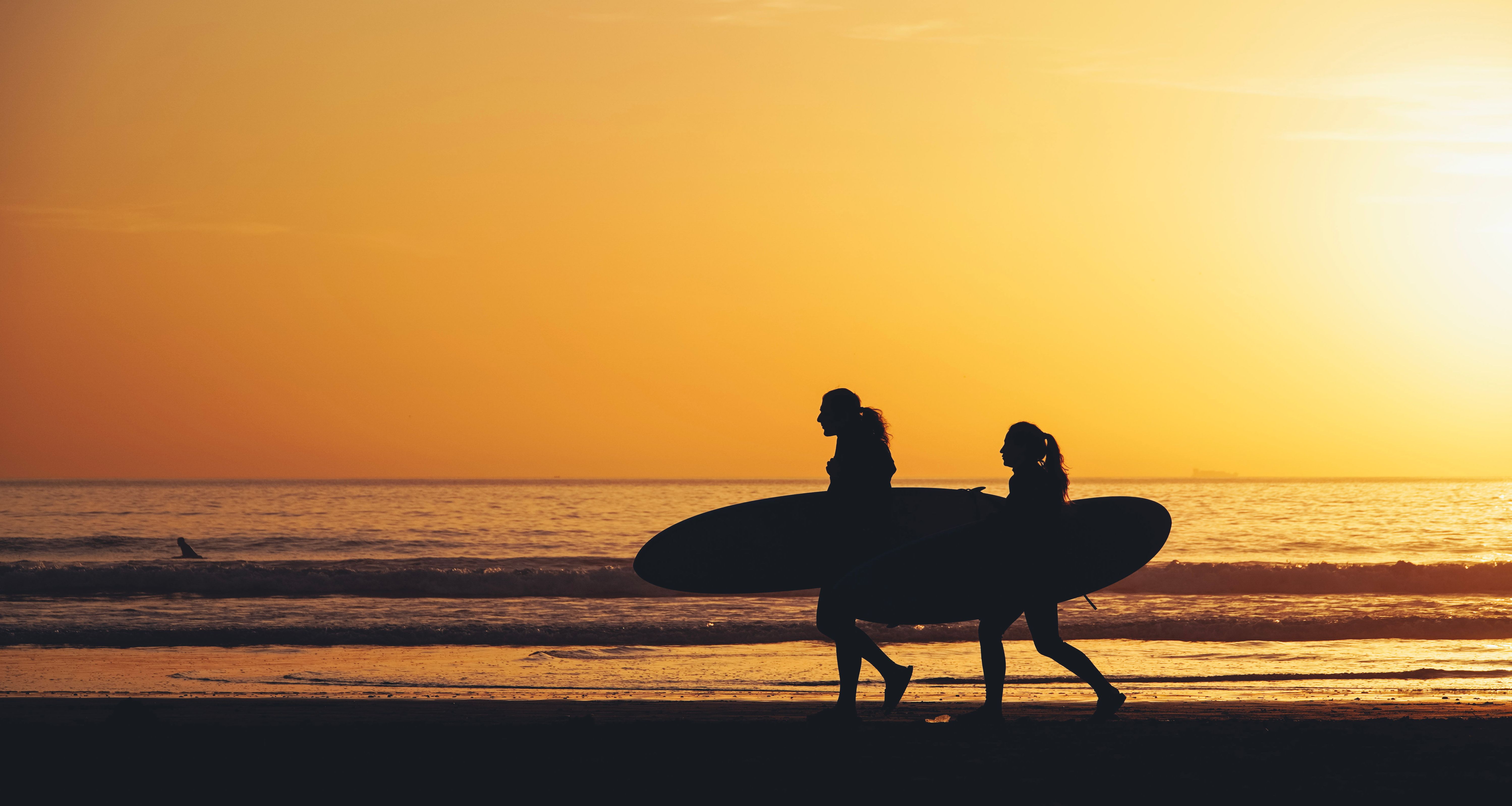 Marokko-Taghazout-surfers