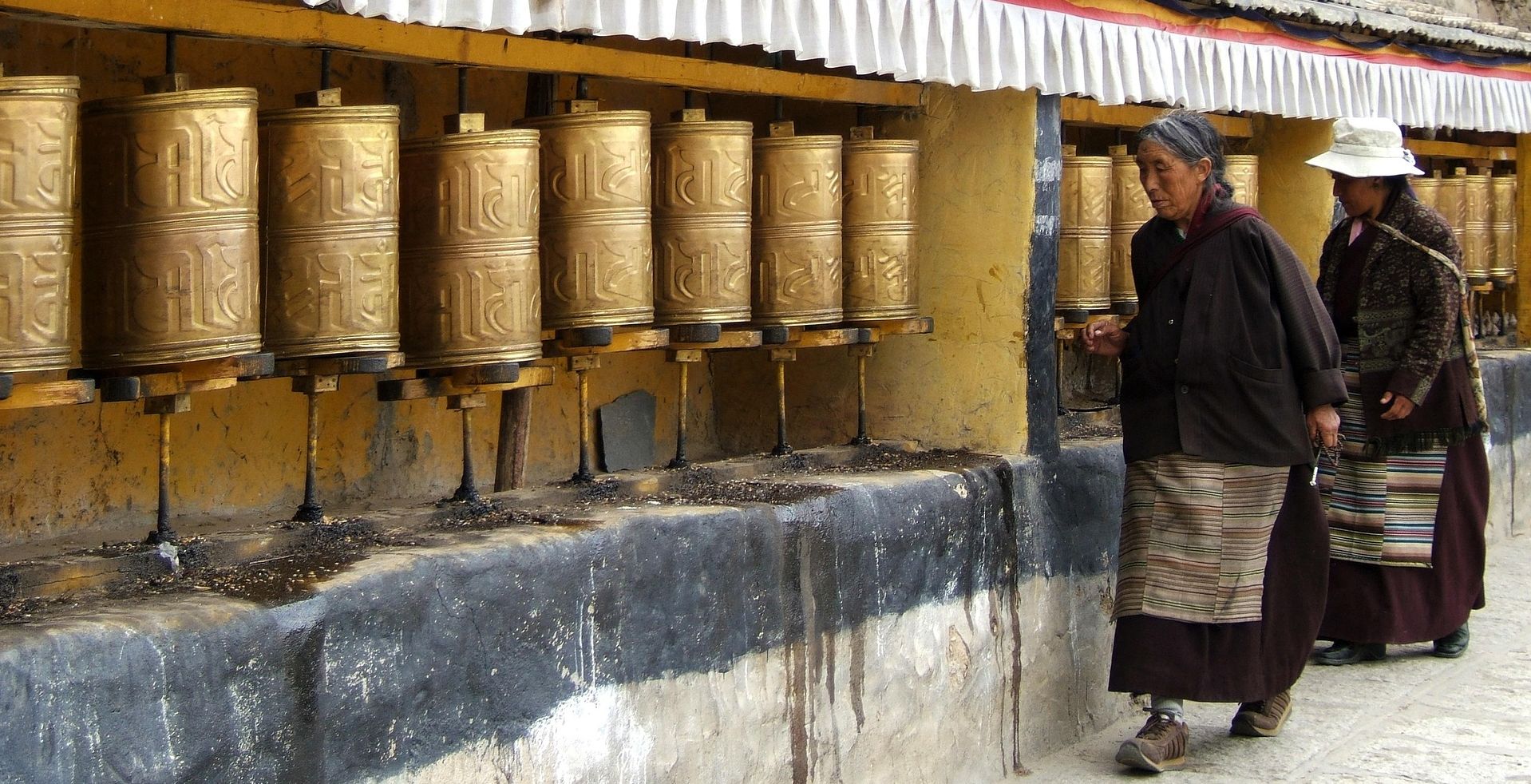 china-tibet-gyangtse-klooster-gebedsmolens