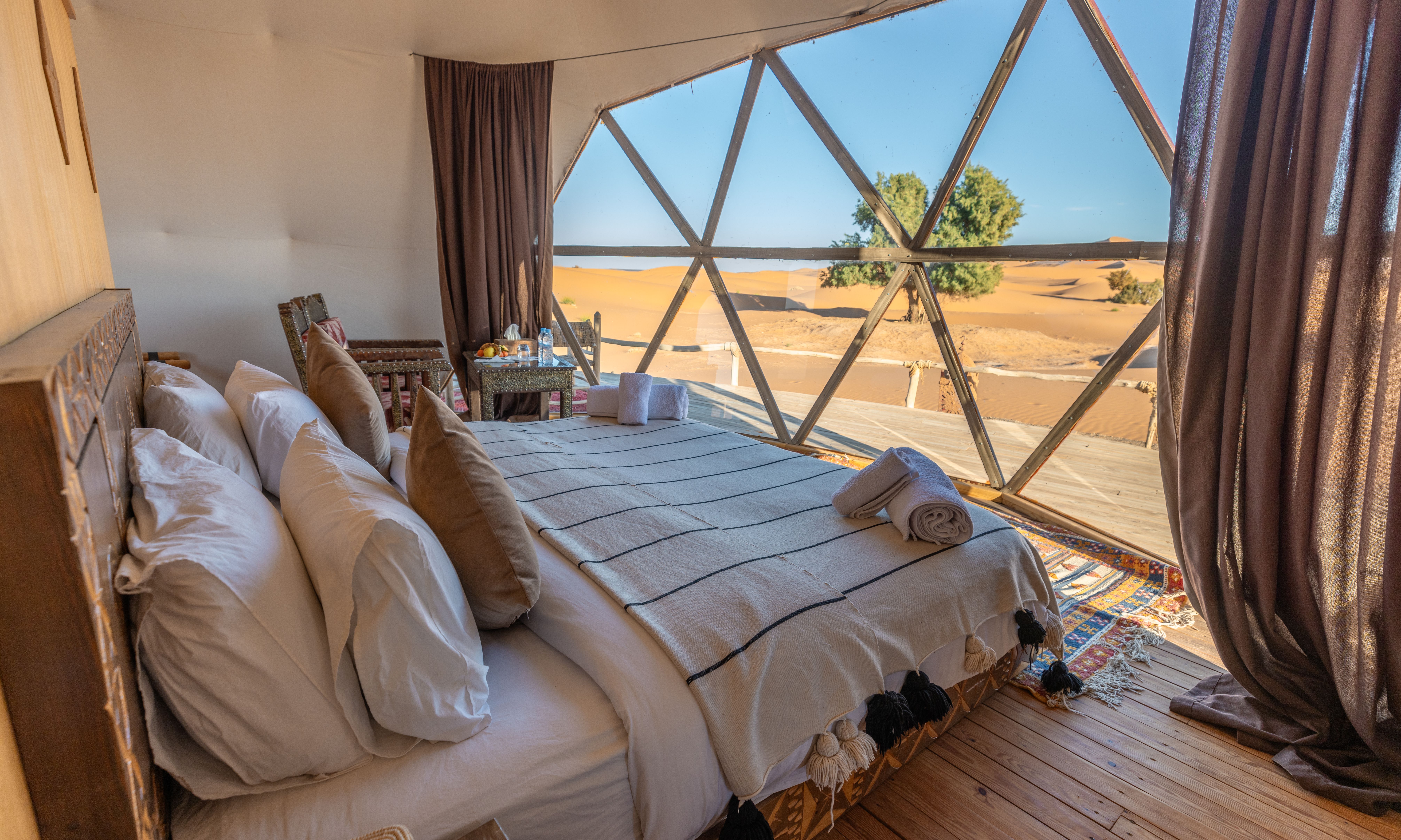 Marokko-Merzouga-Erg-Chebbi-Luxury-Desert-Camp-Dome-tents-3