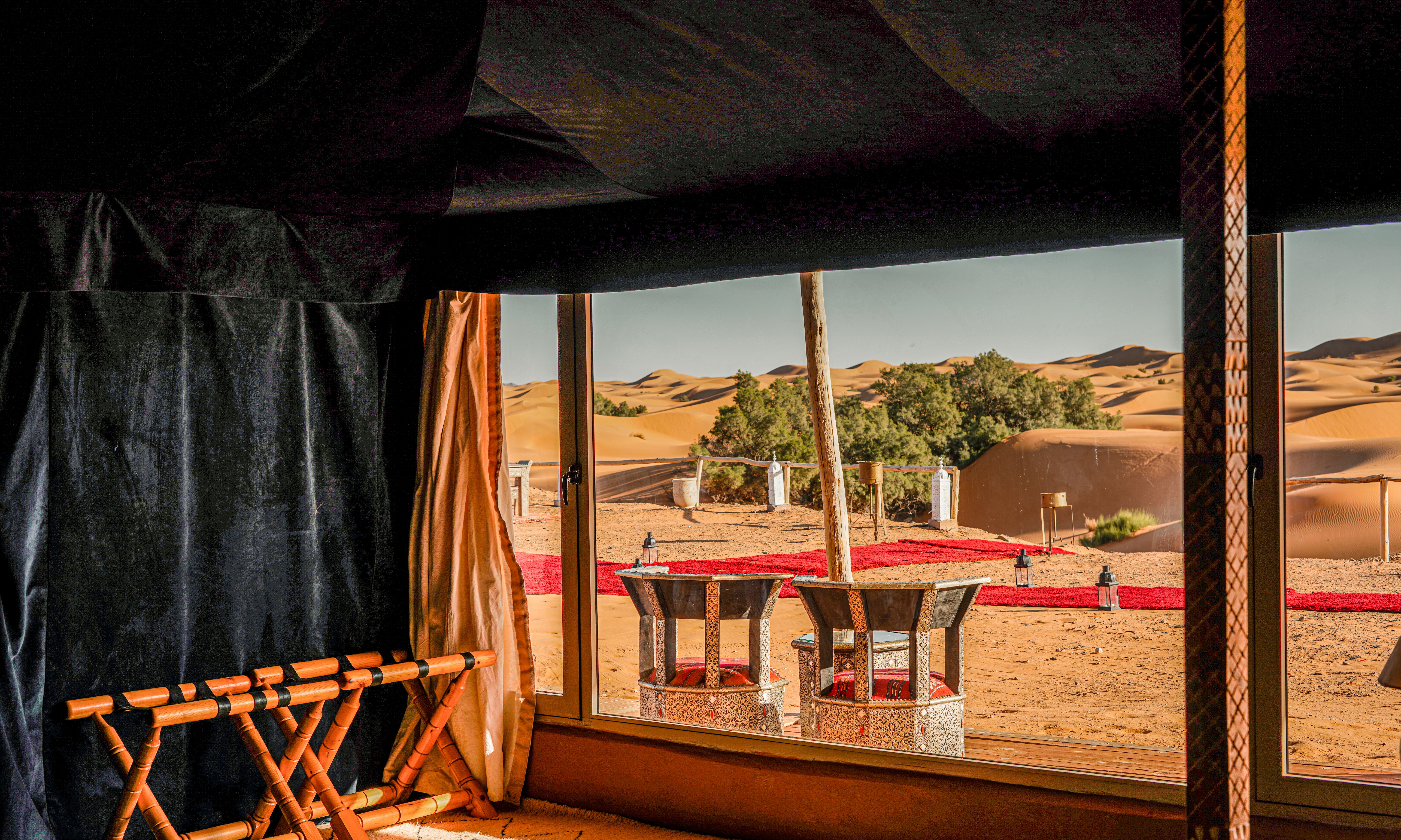 Marokko-Merzouga-Erg-Chebbi-Luxury-Desert-Camp-Royal-Tent-Bivouac-1