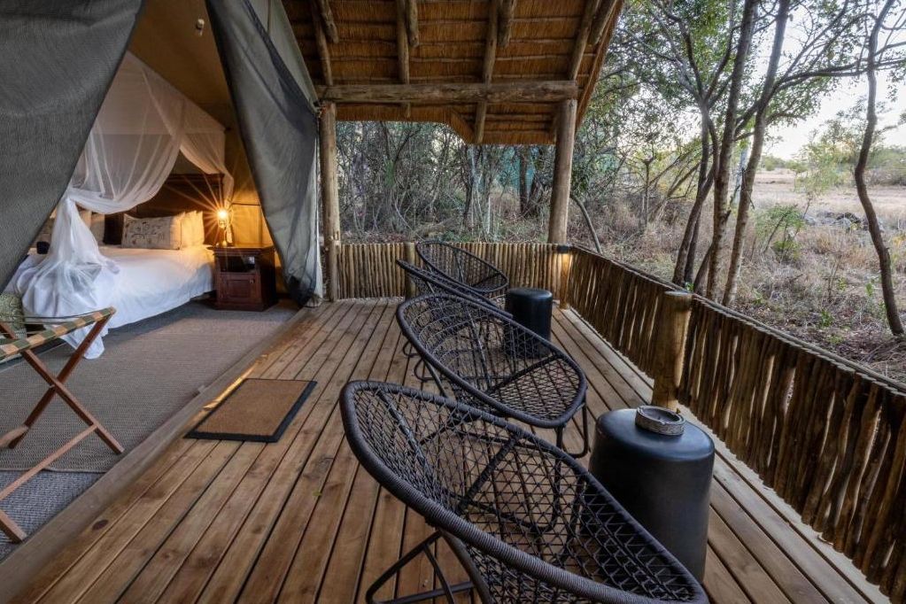 Terras bij de Safari Tent