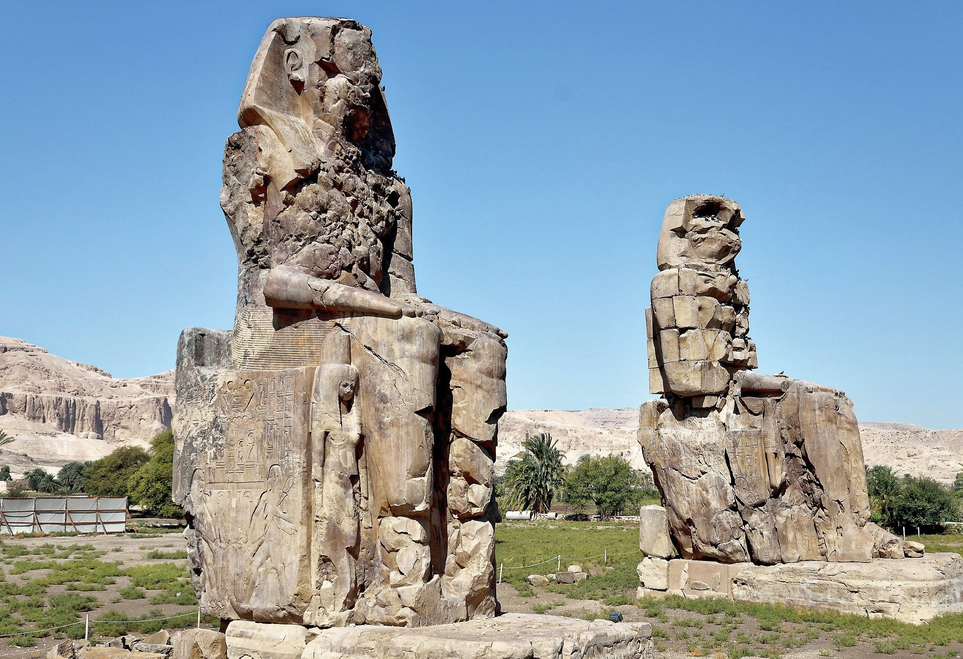 Egypte Luxor Kolossen van Memnon westoever