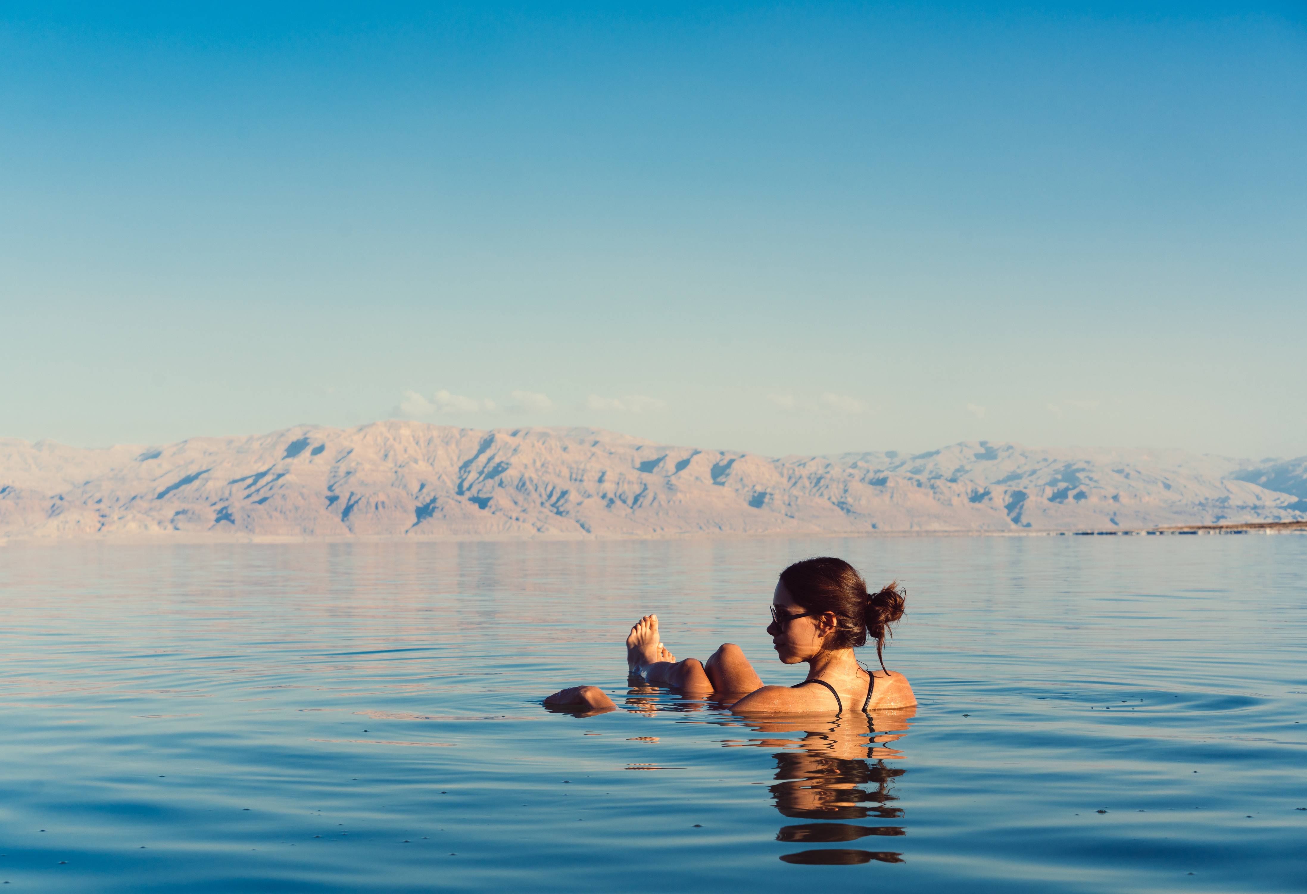 Ontspannen in de Dode Zee in Israël