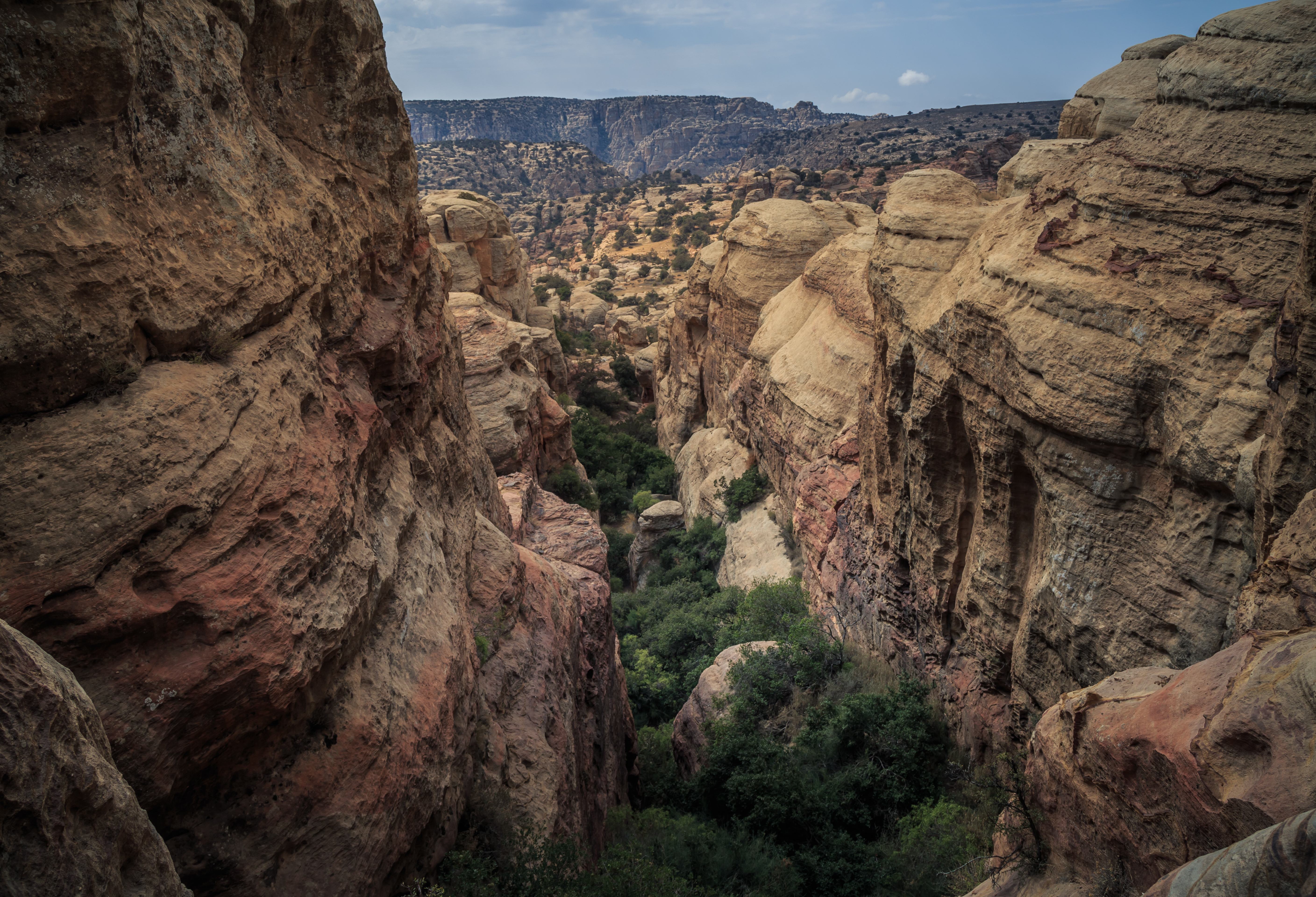 Berglandschap in het Dana Biosphere Reserve in Jordanië