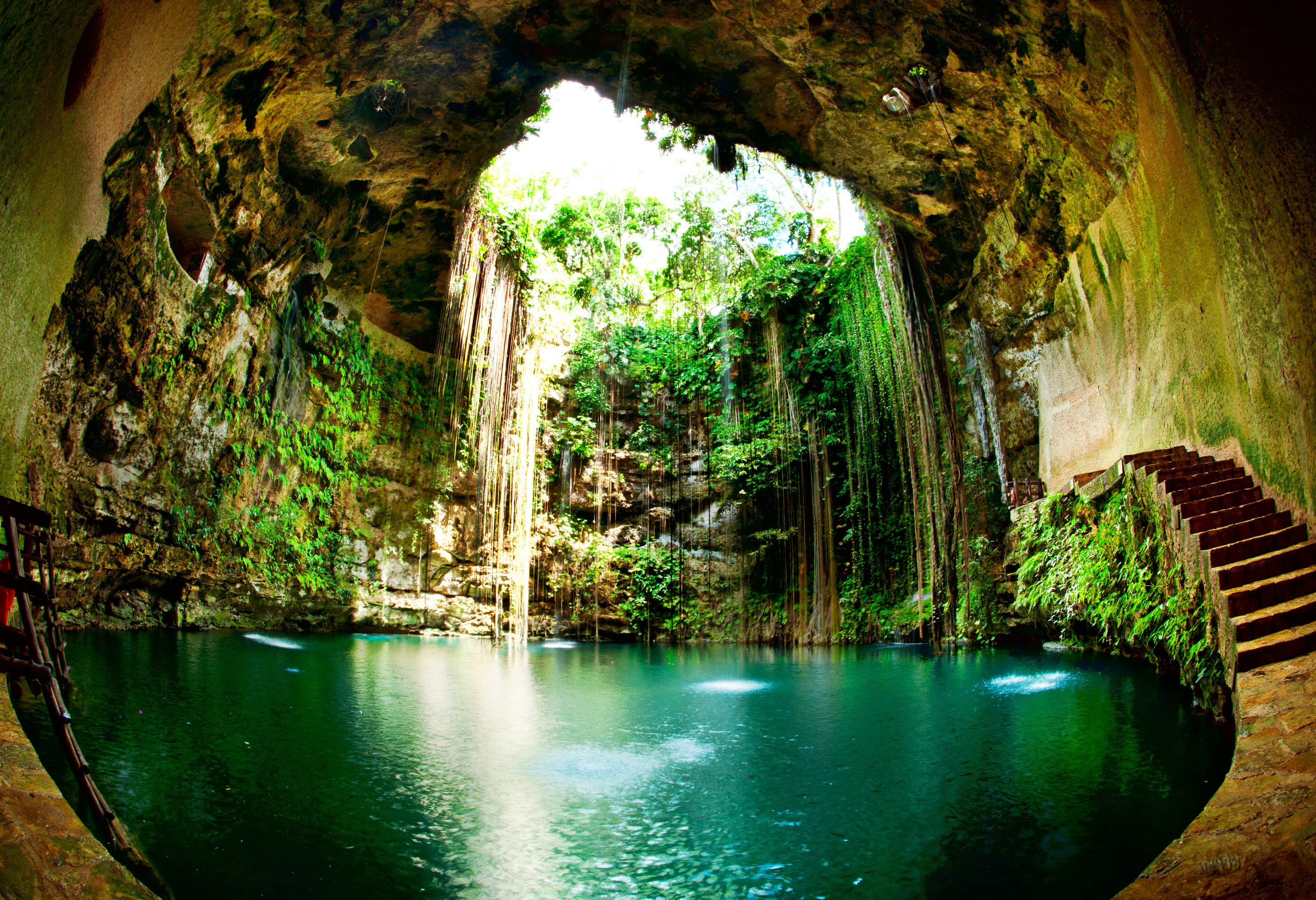 Ik Kil Cenote Yucatan Mexico