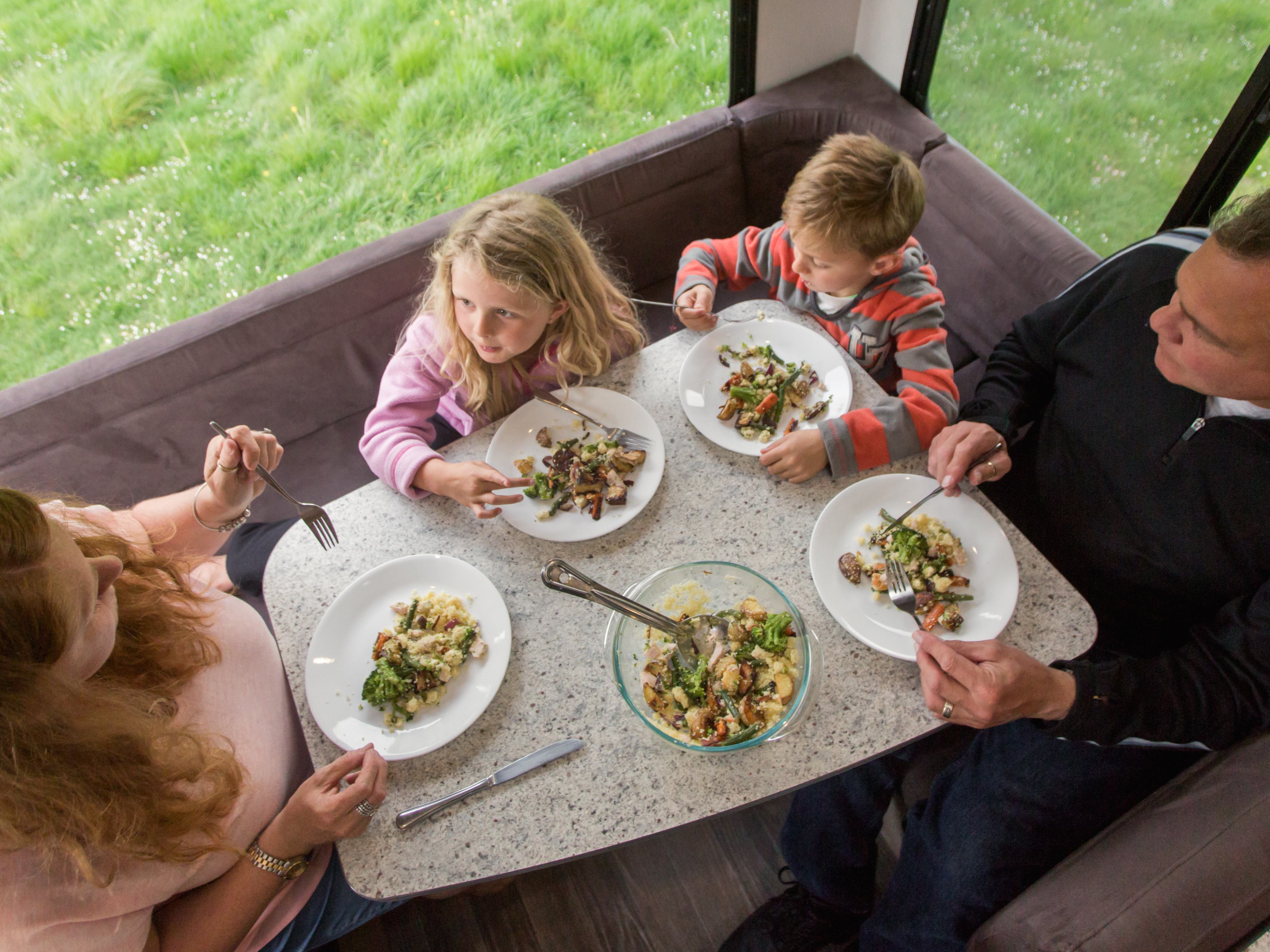 Met het hele gezin reizen in de Frontier camper van Britz in Nieuw-Zeeland