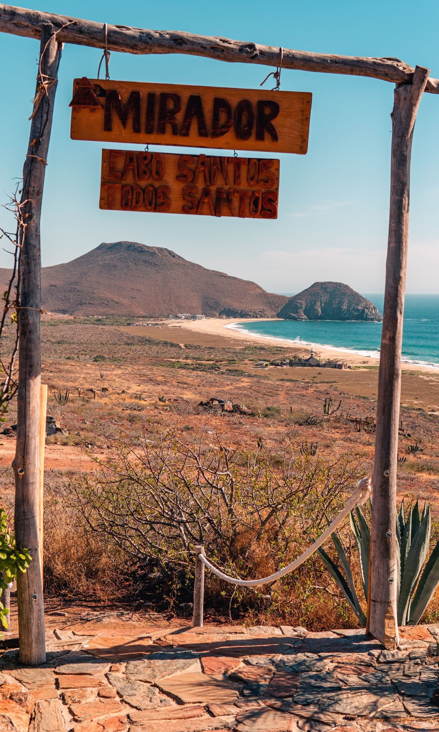 Uitzichtpunt op het strand van Todos Santos, Mexico