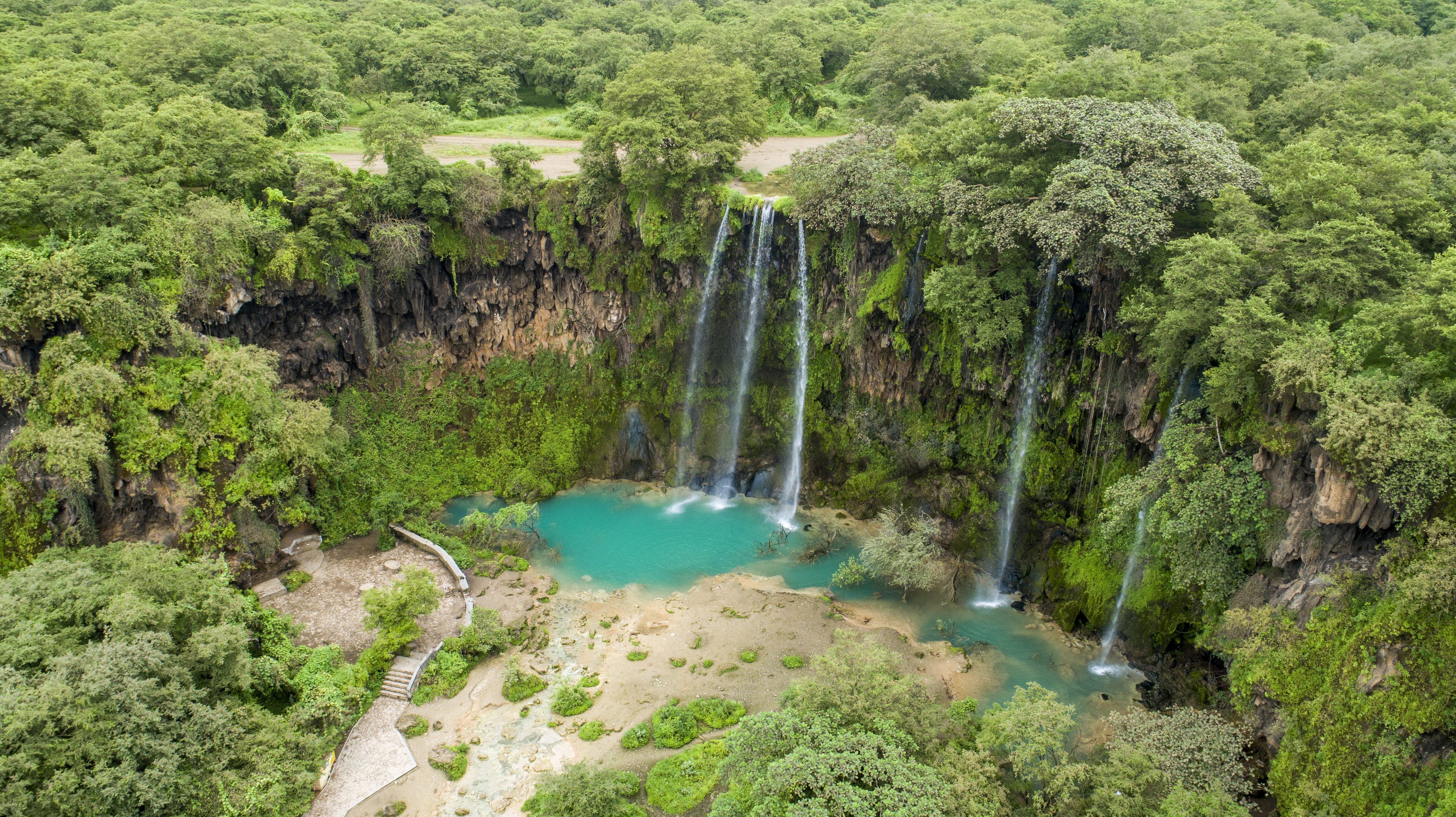 De watervallen bij Salalah in Oman