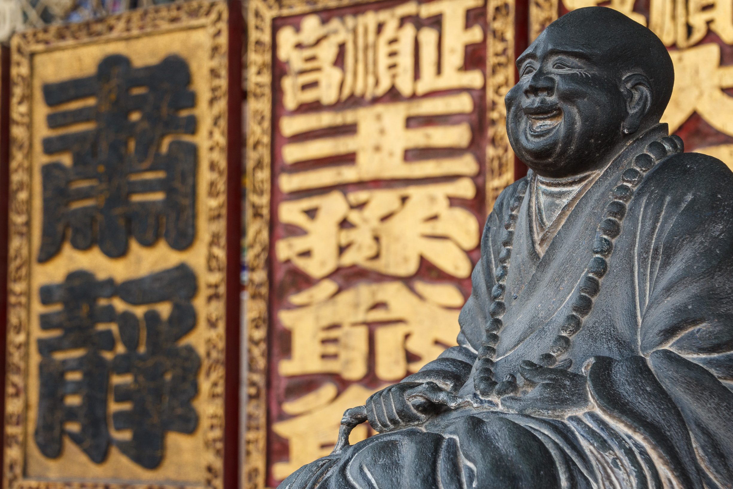 Decoratie in een tempel in Georgetown in Penang in West-Maleisië