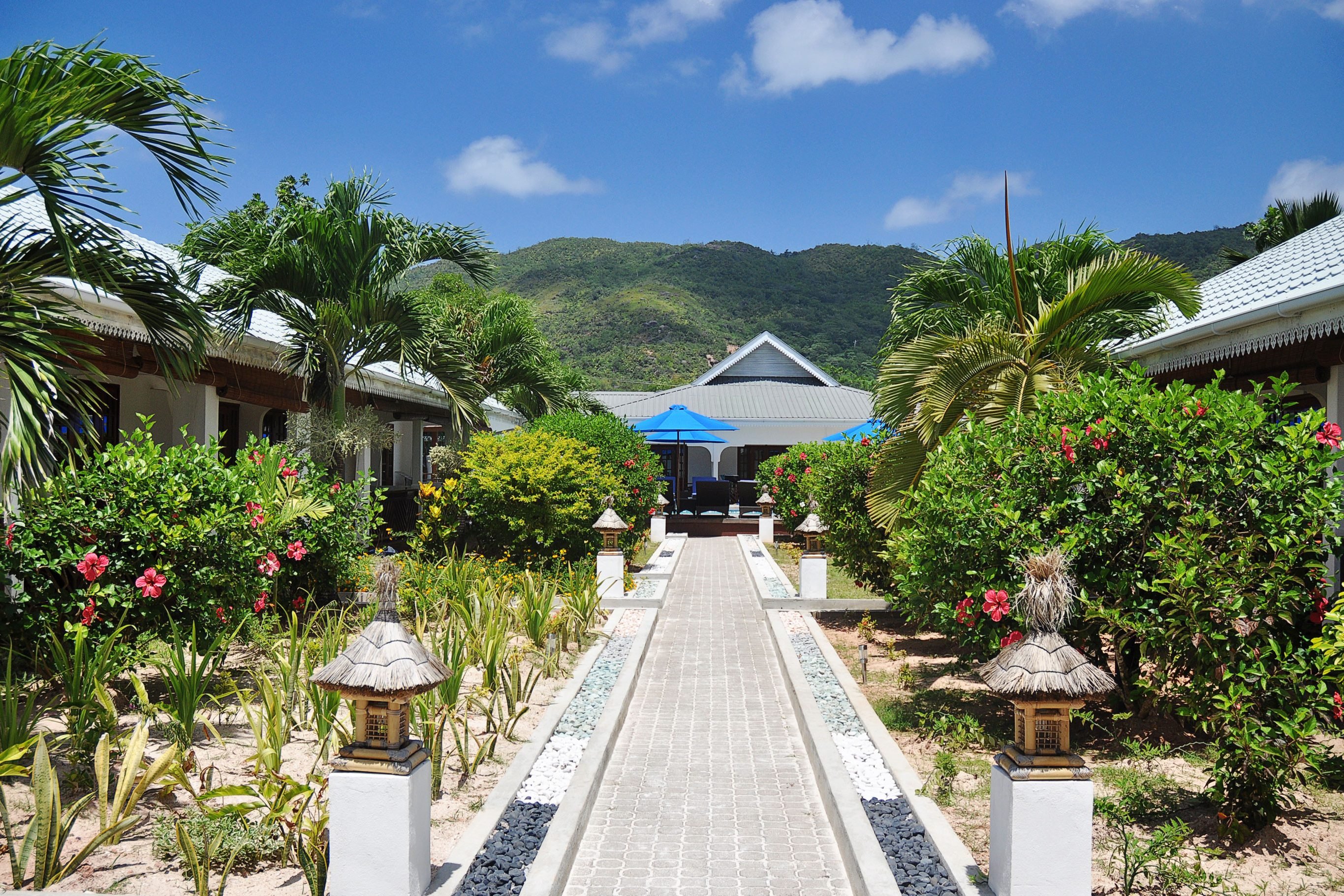 Tuin van Villas de Mer op Praslin in de Seychellen